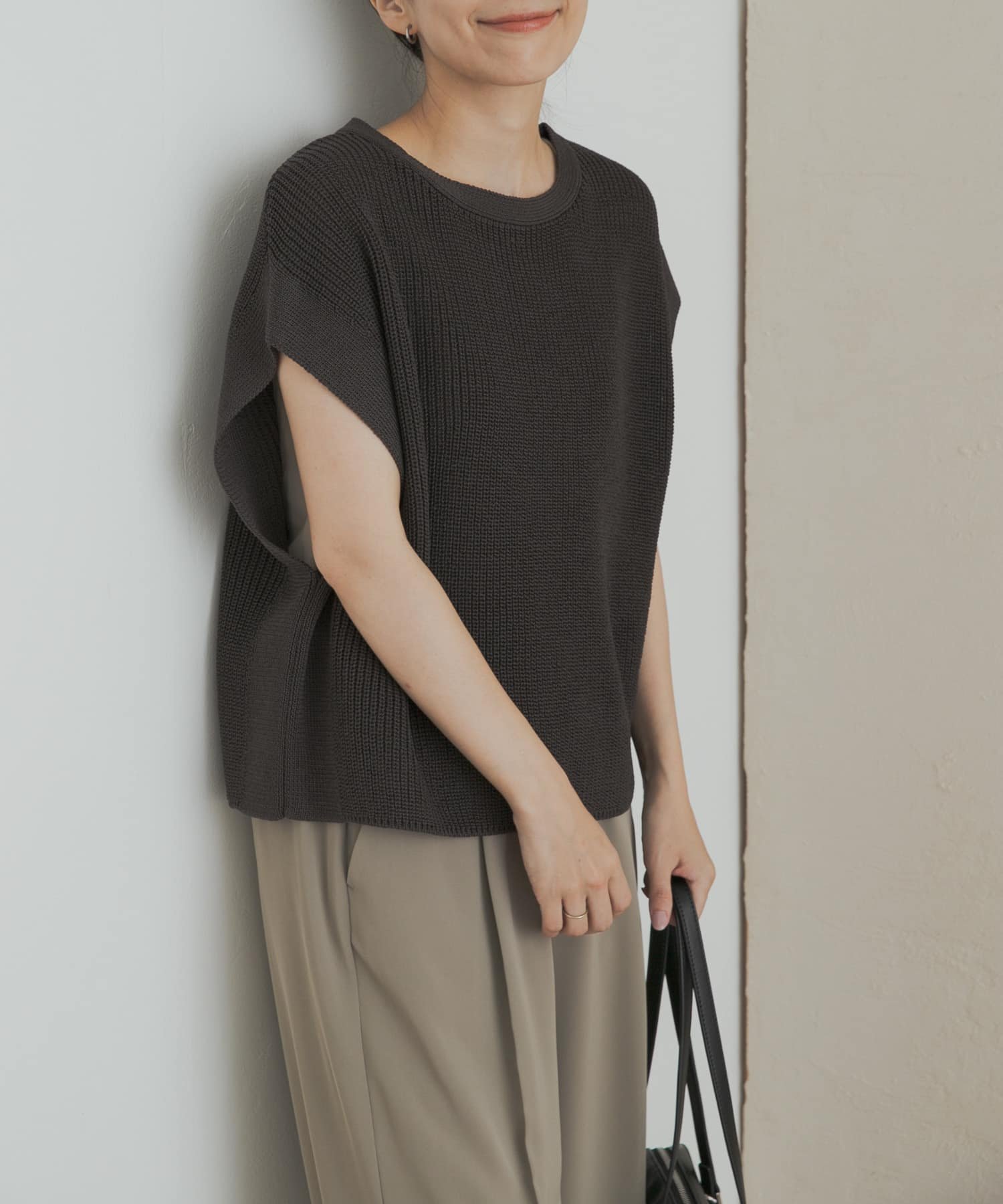 【アーバンリサーチ ドアーズ/URBAN RESEARCH DOORS】のリネンライクニットプルオーバー インテリア・キッズ・メンズ・レディースファッション・服の通販 founy(ファニー) 　ファッション　Fashion　レディースファッション　Fashion for Women　トップス・カットソー　Cut & Sew Tops　ニット　Knit Tops & Sweaters　カジュアルプルオーバー・ニットトップス　Pullovers & Knit Tops / Casual Pullovers　2025年　2025　2025春夏・S/S　Spring/Summer 2025 SS25　デニム　Denim, Jeans Material　ベスト　Vest, Waistcoat　ワイド　Wide, Wide Fit　夏　Summer　S/S・春夏　SS, Spring/Summer, Warm Season　秋　Autumn　CHARCOAL|ID: prp329100004619562 ipo3291000000033129078