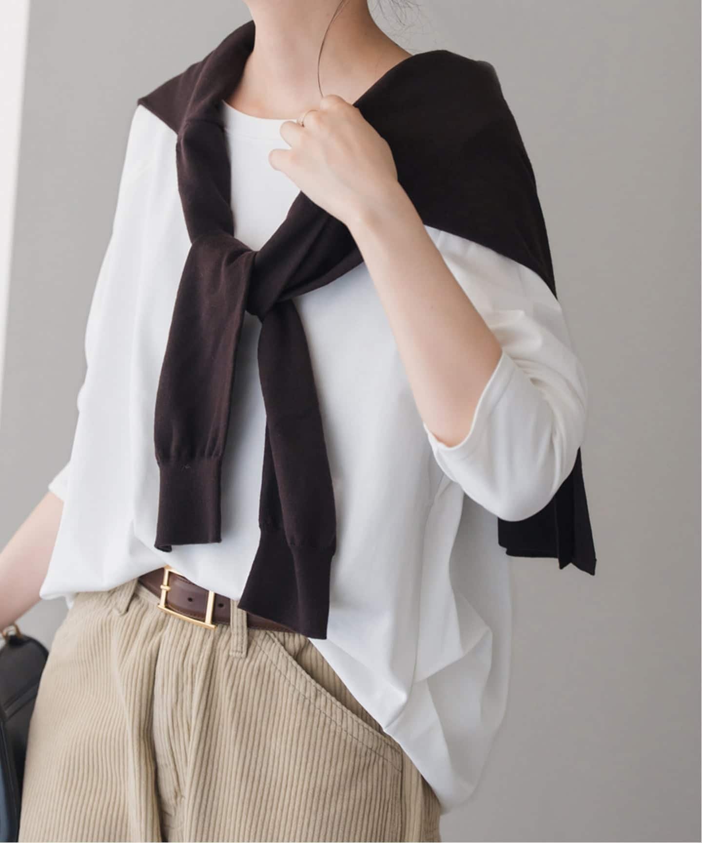 【スピック&スパン/Spick & Span】の《追加2》ボートネックバックタックプルオーバー インテリア・キッズ・メンズ・レディースファッション・服の通販 founy(ファニー) 　ファッション　Fashion　レディースファッション　Fashion for Women　トップス・カットソー　Cut & Sew Tops　カジュアルプルオーバー・ニットトップス　Pullovers & Knit Tops / Casual Pullovers　バッグ　Bags　人気　Popular, Best Seller　再入荷　Restock / Back in Stock　ホワイト|ID: prp329100004619742 ipo3291000000033800557