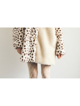 【ファーファー/FURFUR】のパッチワークエコファーミドルコート 人気、トレンドファッション・服の通販 founy(ファニー) ファッション Fashion レディースファッション Fashion for Women アウター Coat / Outerwear Collection コート・ロングコート・ピーコート Long Coats, Peacoats & More トレンド Trend, Trending Now バスケット Basket, Basket Bag パッチワーク Patchwork, Mixed Fabric ミドル Middle Length, Mid Height リアル Real, Realistic |ID:prp329100004619992