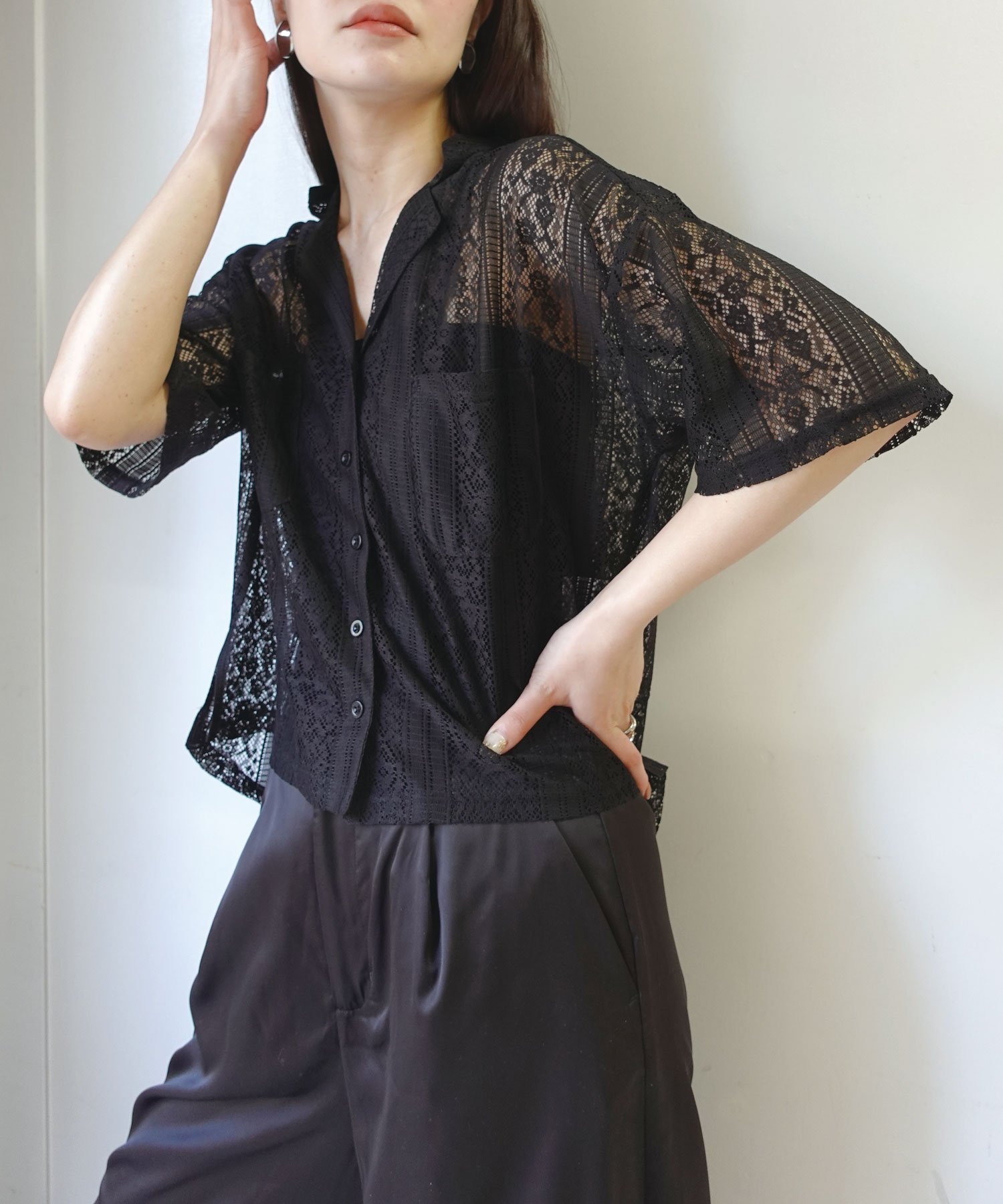 【コーナーズ/CORNERS】のレースオープンカラー半袖シャツ インテリア・キッズ・メンズ・レディースファッション・服の通販 founy(ファニー) 　ファッション　Fashion　レディースファッション　Fashion for Women　トップス・カットソー　Cut & Sew Tops　シャツ・ブラウス・オフィスカジュアル　Elegant Blouses & Button-Ups　レース　Lace, Lace Fabric　半袖　Short Sleeve, Half Sleeve　ブラック|ID: prp329100004620051 ipo3291000000033201281