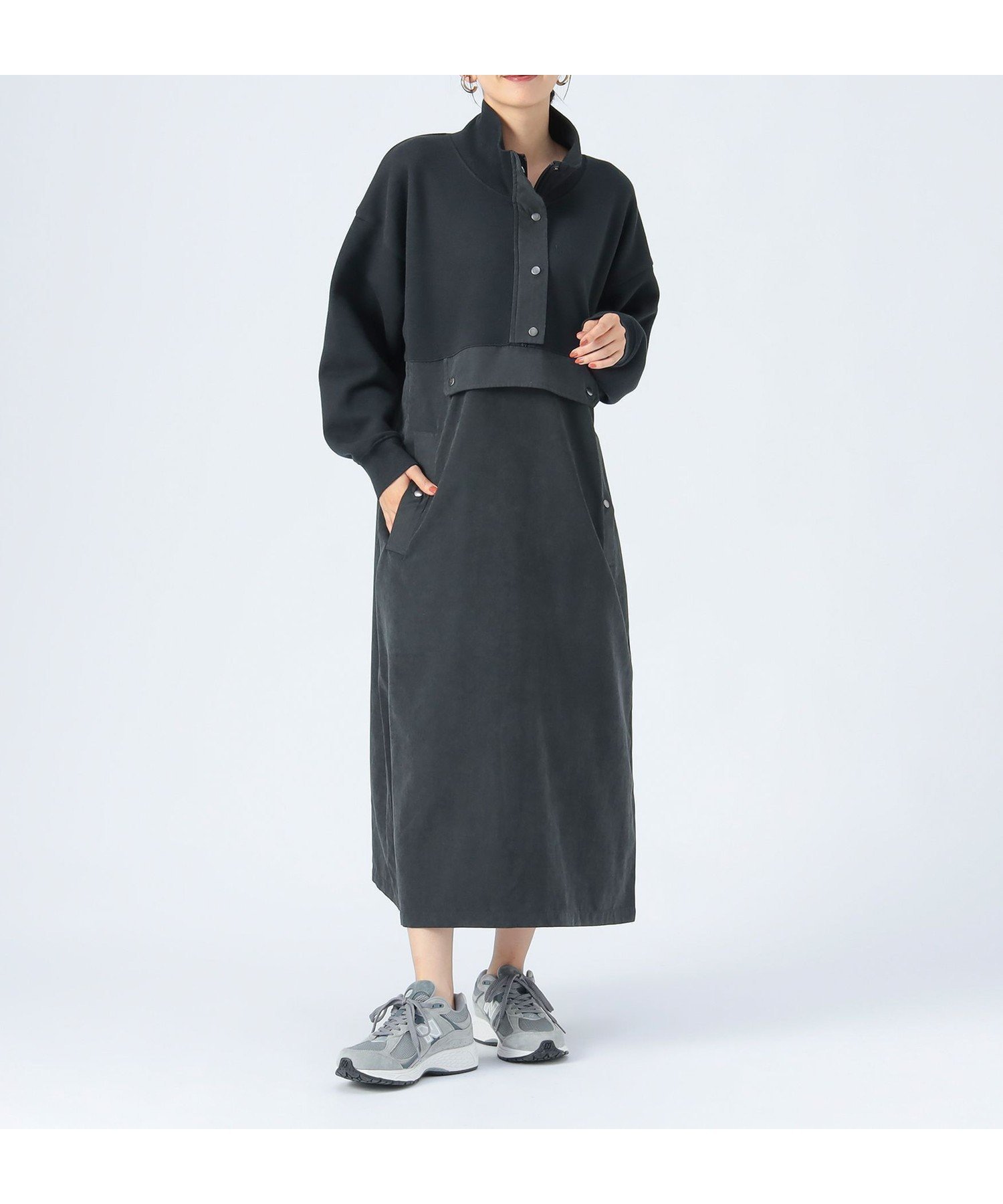 【ビームス ハート/BEAMS HEART】の異素材 ジップ ワンピース インテリア・キッズ・メンズ・レディースファッション・服の通販 founy(ファニー) 　ファッション　Fashion　レディースファッション　Fashion for Women　ワンピース　Dresses　インナー　Innerwear　カットソー　Cut and Sewn Top　切替　Switching, Contrast Panel　シンプル　Simple, Minimal　ジップ　Zip, Zipper　スニーカー　Sneakers, Trainers　ダウン　Down, Puffer　なめらか　Smooth, Silky Texture　ピーチ　Peach, Soft Touch　フラップ　Flap, Flap Pocket　フロント　Front, Front Design　ミックス　Mix, Mixed Style　A/W・秋冬　Autumn/Winter　おすすめ　Recommended / Our Picks　BLACK|ID: prp329100004620477 ipo3291000000033186032