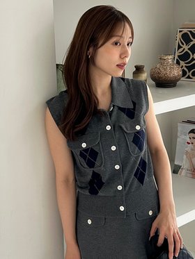 【フレイ アイディー/FRAY I.D】のノースリポロニットジレ 人気、トレンドファッション・服の通販 founy(ファニー) ファッション Fashion レディースファッション Fashion for Women アウター Coat / Outerwear Collection トップス・カットソー Cut & Sew Tops ニット Knit Tops & Sweaters ベスト&ジレ / 重ね着スタイル Vests & Gilets おすすめ Recommended / Our Picks ジャケット Jacket, Outerwear セットアップ Set-Up, Coordinated Outfit トレンド Trend, Trending Now ポケット Pocket, Pocket Detail 夏 Summer 秋 Autumn |ID:prp329100004620492