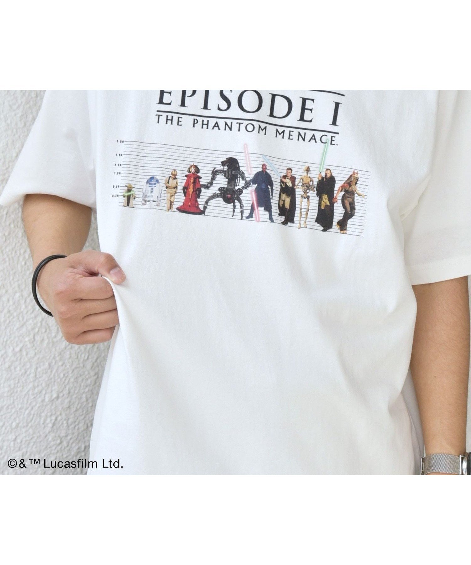 【シップス フォー ウィメン/SHIPS】のSHIPS any STAR WARS / スター・ウォーズ グラフィック Tシャツ 人気、トレンドファッション・服の通販 founy(ファニー) 　ファッション　Fashion　レディースファッション　Fashion for Women　トップス・カットソー　Cut & Sew Tops　シャツ・ブラウス・オフィスカジュアル　Elegant Blouses & Button-Ups　ロングTシャツ・Tシャツ　Longline T-Shirts & Tees　キャラクター　Character, Licensed Characters　グラフィック　Graphic, Graphic Design　コンパクト　Compact, Small Size　サークル　Circle, Round Design　フィット　Fit, Slim Fit　プリント　Print, Printed Pattern　ボックス　Boxy, Box Shape　ルーズ　Loose, Oversized　ワンポイント　One Point, Statement Accent　おすすめ　Recommended / Our Picks　夏　Summer　 other-1|ID: prp329100004620666 ipo3291000000033348737