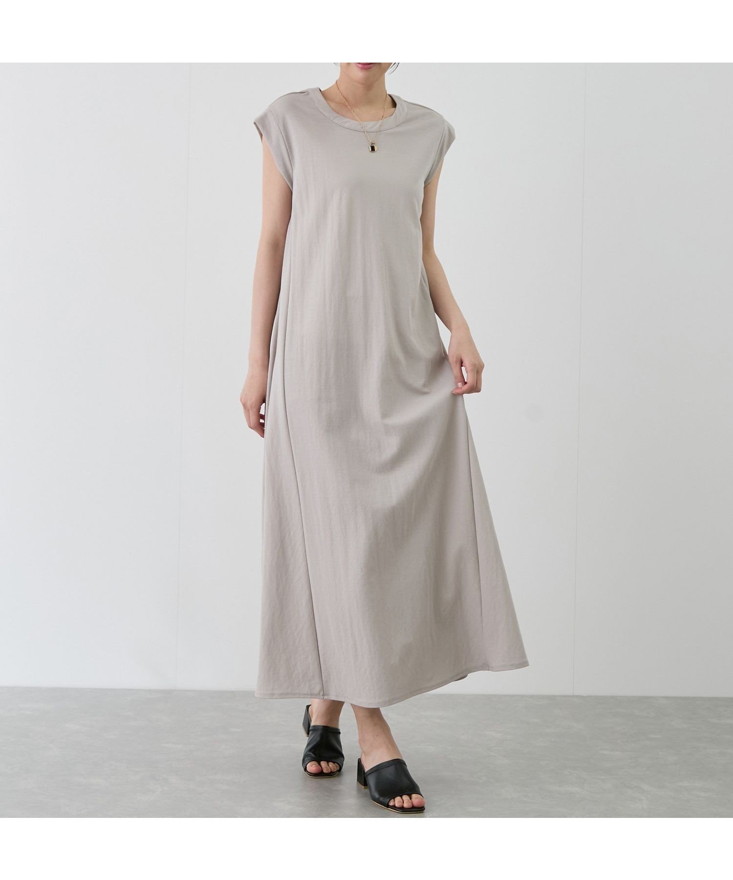 【ジャイロ/JAYRO】の鹿の子フレアワンピース インテリア・キッズ・メンズ・レディースファッション・服の通販 founy(ファニー) 　ファッション　Fashion　レディースファッション　Fashion for Women　ワンピース　Dresses　おすすめ　Recommended / Our Picks　なめらか　Smooth, Silky Texture　アクセサリー　Fashion Accessories　シンプル　Simple, Minimal　デニム　Denim, Jeans Material　ドレープ　Drape, Draping Fabric　フレア　Flare, Flared　ボトム　Bottoms, Lower Wear　ポケット　Pocket, Pocket Detail　リゾート　Resort, Vacation Style　エレガント 上品　Elegant　夏　Summer　帽子　Hat, Headwear　旅行　Travel　春　Spring　S/S・春夏　SS, Spring/Summer, Warm Season　楽ちん　Easy Fit, Comfortable　無地　Plain, Solid Color　鹿の子　Piqué, Kanoko Fabric　グレー系(09)|ID: prp329100004620809 ipo3291000000033150638