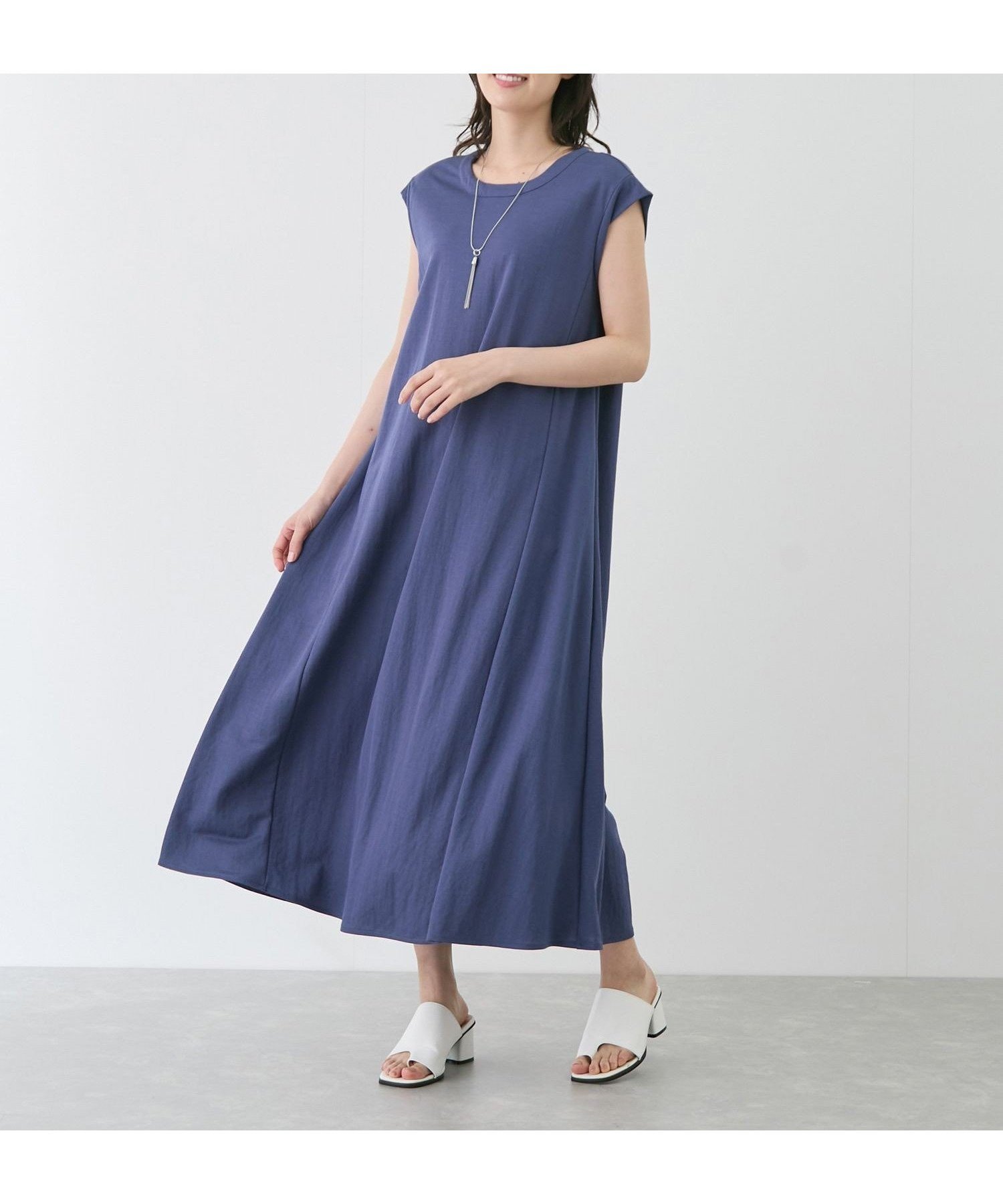 【ジャイロ/JAYRO】の鹿の子フレアワンピース インテリア・キッズ・メンズ・レディースファッション・服の通販 founy(ファニー) 　ファッション　Fashion　レディースファッション　Fashion for Women　ワンピース　Dresses　おすすめ　Recommended / Our Picks　なめらか　Smooth, Silky Texture　アクセサリー　Fashion Accessories　シンプル　Simple, Minimal　デニム　Denim, Jeans Material　ドレープ　Drape, Draping Fabric　フレア　Flare, Flared　ボトム　Bottoms, Lower Wear　ポケット　Pocket, Pocket Detail　リゾート　Resort, Vacation Style　エレガント 上品　Elegant　夏　Summer　帽子　Hat, Headwear　旅行　Travel　春　Spring　S/S・春夏　SS, Spring/Summer, Warm Season　楽ちん　Easy Fit, Comfortable　無地　Plain, Solid Color　鹿の子　Piqué, Kanoko Fabric　ブルー系(45)|ID: prp329100004620809 ipo3291000000033150639