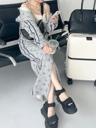 【スナイデル/SNIDEL】の【WEB限定カラーあり】UVカットフーディパーカー 人気、トレンドファッション・服の通販 founy(ファニー) ファッション Fashion レディースファッション Fashion for Women トップス・カットソー Cut & Sew Tops レディースパーカー・カジュアルフーディー Casual Hoodies & Sweatshirts ウェーブ Wavy Pattern ヴィンテージ Vintage Style ギャザー Gathered, Ruffled 今季 This Season, Current Season スウェット / スエット Sweatshirt, Sweatwear ストレート Straight, Straight Cut フェミニン Feminine, Girly フラワー Flower, Floral プリント Print, Printed Pattern 無地 Plain, Solid Color ロマンティック Romantic, Feminine Style おすすめ Recommended / Our Picks 旅行 Travel thumbnail FLOWER[936]|ID: prp329100004621096 ipo3291000000033154490