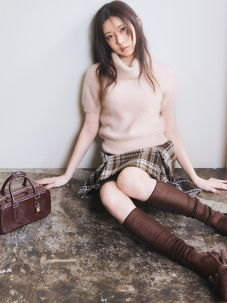 【スナイデル/SNIDEL】のフォックスファータートルプルオーバー インテリア・キッズ・メンズ・レディースファッション・服の通販 founy(ファニー) 　ファッション　Fashion　レディースファッション　Fashion for Women　トップス・カットソー　Cut & Sew Tops　カジュアルプルオーバー・ニットトップス　Pullovers & Knit Tops / Casual Pullovers　おすすめ　Recommended / Our Picks　ウェーブ　Wavy Pattern　カーディガン　Cardigan, Knitwear　コンパクト　Compact, Small Size　ショート　Short, Short Length　タートル　Turtleneck, Turtle Collar　フォックス　Fox, Fox Fur　今季　This Season, Current Season　半袖　Short Sleeve, Half Sleeve　PNK[066]|ID: prp329100004621561 ipo3291000000033160169
