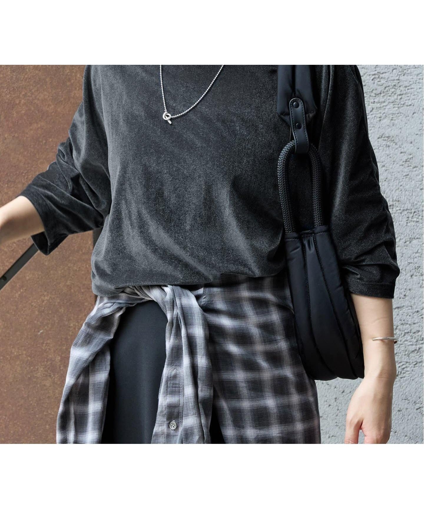 【ジャーナルスタンダード/JOURNAL STANDARD】のシアーベロアドルマンTEE インテリア・キッズ・メンズ・レディースファッション・服の通販 founy(ファニー) 　ファッション　Fashion　レディースファッション　Fashion for Women　トップス・カットソー　Cut & Sew Tops　ベロアトップス　Velour Tops / Velvet-Look Items　2025年　2025　2025-2026秋冬・A/W　Autumn/Winter 2025–26 AW25–26　おすすめ　Recommended / Our Picks　サンダル　Sandals, Summer Shoes　ルーズ　Loose, Oversized　ネイビー B|ID: prp329100004621645 ipo3291000000033160866