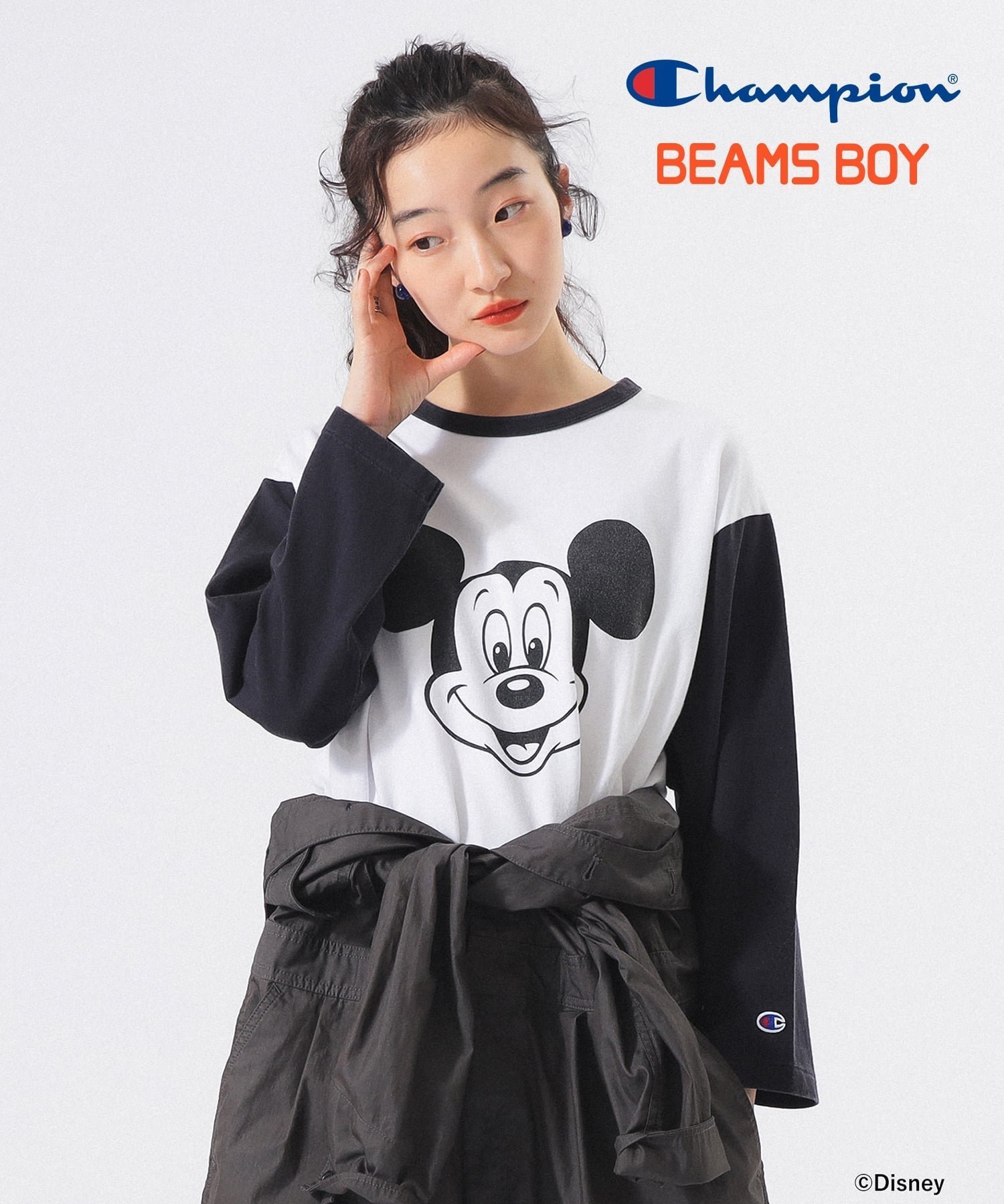 【ビームス ウイメン/BEAMS】の【期間限定+10%ポイントバック】【別注】Champion / ミッキーマウス / フットボール Tシャツ 25AW ディズニー大人カジュアル ラグランT インテリア・キッズ・メンズ・レディースファッション・服の通販 founy(ファニー) 　ファッション　Fashion　レディースファッション　Fashion for Women　トップス・カットソー　Cut & Sew Tops　シャツ・ブラウス・オフィスカジュアル　Elegant Blouses & Button-Ups　ロングTシャツ・Tシャツ　Longline T-Shirts & Tees　バッグ　Bags　インナー　Innerwear　ウォッシュ　Washed Finish　ヴィンテージ　Vintage Style　カーディガン　Cardigan, Knitwear　シンプル　Simple, Minimal　スウェット / スエット　Sweatshirt, Sweatwear　スポーツ　Sports, Activewear　デニム　Denim, Jeans Material　フィット　Fit, Slim Fit　フェイス　Face, Facial Design　プリント　Print, Printed Pattern　別注　Limited Edition, Custom Order　ミックス　Mix, Mixed Style　ミリタリー　Military, Army Style　リラックス　Relax, Relaxed Fit　おすすめ　Recommended / Our Picks　2025年　2025　2025-2026秋冬・A/W　Autumn/Winter 2025–26 AW25–26　BLACK|ID: prp329100004621817 ipo3291000000034487154