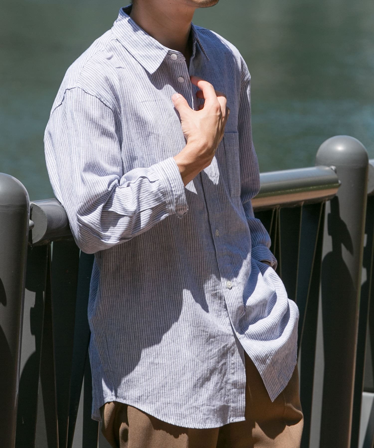 【アーバンリサーチ ロッソ/URBAN RESEARCH ROSSO / MEN】の『XLサイズあり』リラックスコットンリネン7分袖シャツ インテリア・キッズ・メンズ・レディースファッション・服の通販 founy(ファニー) 　ファッション　Fashion　メンズファッション　Fashion for Men　おすすめ　Recommended / Our Picks　インナー　Innerwear　カットソー　Cut and Sewn Top　カーディガン　Cardigan, Knitwear　ジャケット　Jacket, Outerwear　フィット　Fit, Slim Fit　ベーシック　Basic, Essential　リネン　Linen, Linen Fabric　リラックス　Relax, Relaxed Fit　レギュラー　Regular, Standard Fit　人気　Popular, Best Seller　夏　Summer　春　Spring　S/S・春夏　SS, Spring/Summer, Warm Season　BLU STRIPE|ID: prp329100004621865 ipo3291000000033241988