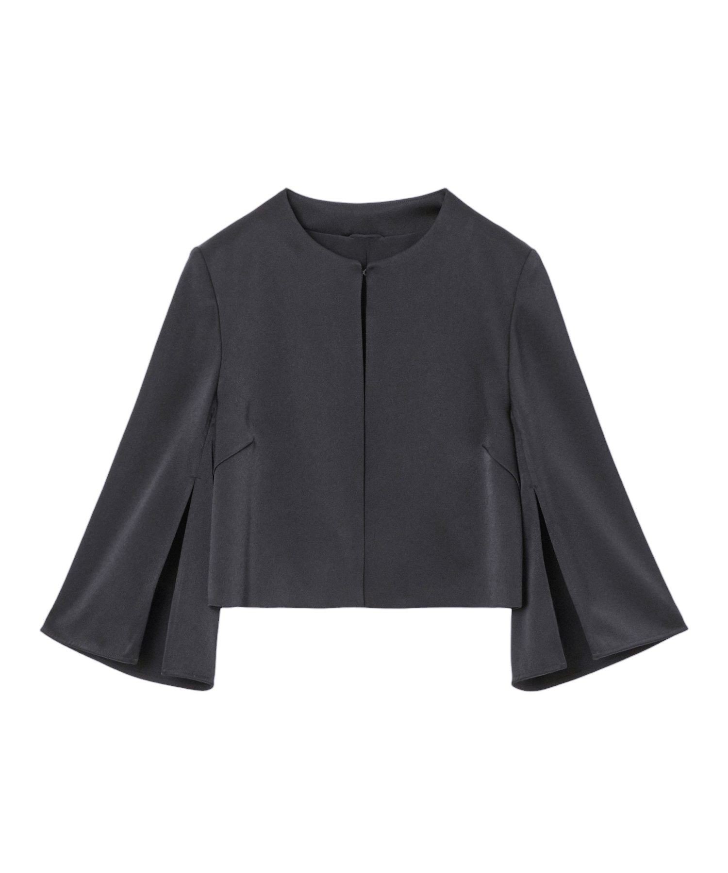 【アナイ/ANAYI】のトリアセサテンボレロジャケット インテリア・キッズ・メンズ・レディースファッション・服の通販 founy(ファニー) 　ファッション　Fashion　レディースファッション　Fashion for Women　アウター　Coat / Outerwear Collection　レディースジャケット・軽アウター　Jackets　ボレロ・ショート丈ジャケット / ドレス羽織りに　Boleros & Short Jackets　2024年　2024　2024-2025秋冬・A/W　Autumn/Winter 2024–25 AW24–25　エレガント 上品　Elegant　コンパクト　Compact, Small Size　スリット　Slit, Slit Detail　スリーブ　Sleeve, Long Sleeve / Short Sleeve　セレモニー　Ceremony　フレア　Flare, Flared　ボレロ　Bolero, Short Cardigan　吸水　Absorbent, Quick-Dry　navy|ID: prp329100004621899 ipo3291000000033470664