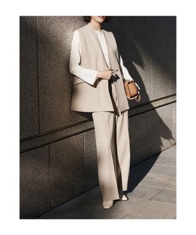 【デミルクス ビームス/Demi-Luxe BEAMS】の【6/25新規値下げ】ノーカラー ダブルブレスト ジレ* 人気、トレンドファッション・服の通販 founy(ファニー) ファッション Fashion レディースファッション Fashion for Women アウター Coat / Outerwear Collection トップス・カットソー Cut & Sew Tops ベスト&ジレ / 重ね着スタイル Vests & Gilets おすすめ Recommended / Our Picks インナー Innerwear シンプル Simple, Minimal セットアップ Set-Up, Coordinated Outfit ダブル Double, Double-Breasted フロント Front, Front Design ボックス Boxy, Box Shape |ID:prp329100004621963