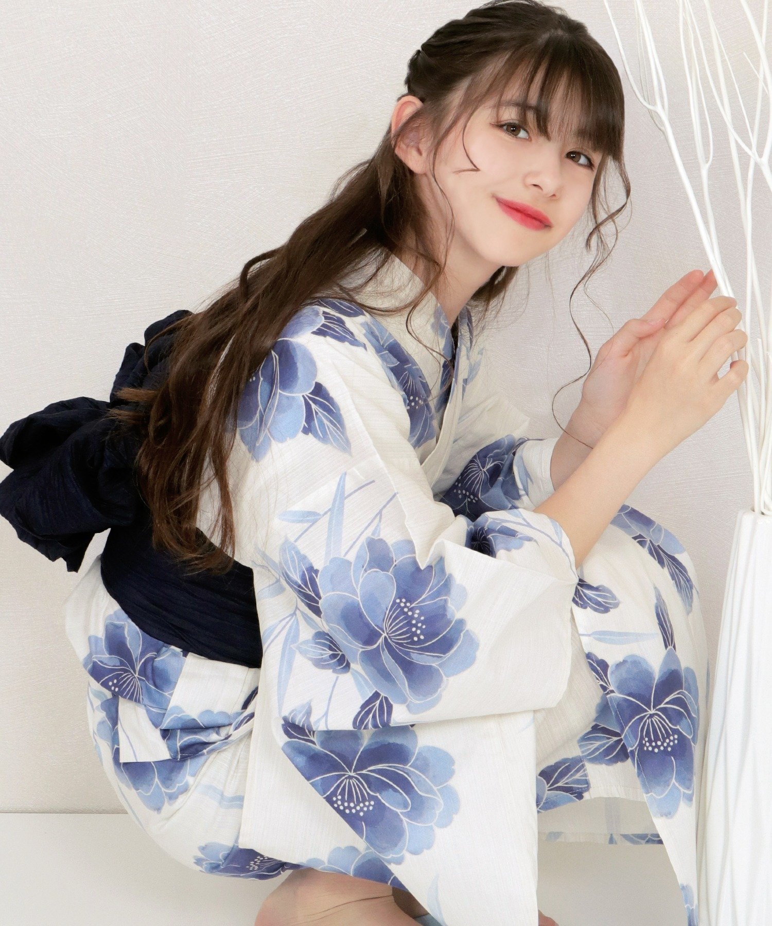 【その他のブランド/Other】の簡単着付け 浴衣 女の子 子供 セット( 浴衣 + 帯 + 下駄 + 腰紐2本 )レトロE インテリア・キッズ・メンズ・レディースファッション・服の通販 founy(ファニー) 　ファッション　Fashion　キッズファッション　Fashion for Kids　定番　Standard, Basic Item　11.静寂に薄花桜|ID: prp329100004622507 ipo3291000000033508135