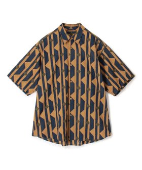【トゥモローランド/TOMORROWLAND / MEN】のインド コットン ブロックプリント ハーフスリーブシャツ 人気、トレンドファッション・服の通販 founy(ファニー) ファッション Fashion メンズファッション Fashion for Men インド Indian Textile 手編み Hand-Knitted, Handmade Knit ファブリック Fabric, Textile ブレスレット Bracelet, Wristband ブロック Block, Solid Block Pattern プリント Print, Printed Pattern 別注 Limited Edition, Custom Order 半袖 Short Sleeve, Half Sleeve レギュラー Regular, Standard Fit |ID:prp329100004622617