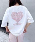 【イング/INGNI】のバックハート貼付チュニックTシャツ 人気、トレンドファッション・服の通販 founy(ファニー) ファッション Fashion レディースファッション Fashion for Women トップス・カットソー Cut & Sew Tops シャツ・ブラウス・オフィスカジュアル Elegant Blouses & Button-Ups ロングTシャツ・Tシャツ Longline T-Shirts & Tees おすすめ Recommended / Our Picks シンプル Simple, Minimal チュニック Tunic, Long Top ビッグ Big, Oversized フロント Front, Front Design thumbnail オフホワイト/ピンク|ID: prp329100004622793 ipo3291000000033441883