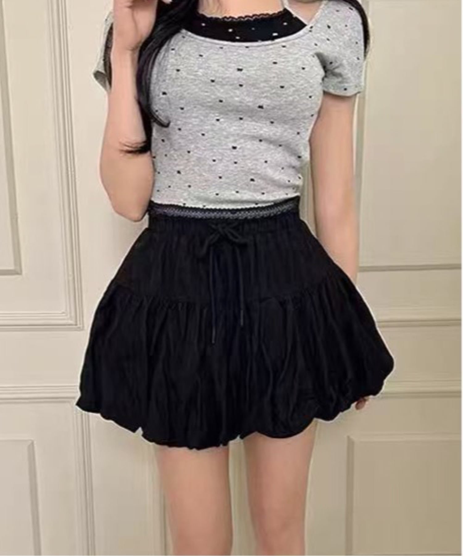 【チェルカ/CERCA】のChiina/Chiina / ミニバルーンスカート インテリア・キッズ・メンズ・レディースファッション・服の通販 founy(ファニー) 　ファッション　Fashion　レディースファッション　Fashion for Women　スカート　Skirts　おすすめ　Recommended / Our Picks　スウェット / スエット　Sweatshirt, Sweatwear　ダウン　Down, Puffer　デニム　Denim, Jeans Material　トレンド　Trend, Trending Now　ドット　Polka Dot, Dot Pattern　バルーン　Balloon, Balloon Silhouette　パーカー　Hoodie, Parka　フォルム　Silhouette, Form　モチーフ　Motif, Design Theme　リラックス　Relax, Relaxed Fit　レース　Lace, Lace Fabric　再入荷　Restock / Back in Stock　ブラック|ID: prp329100004623242 ipo3291000000033191035