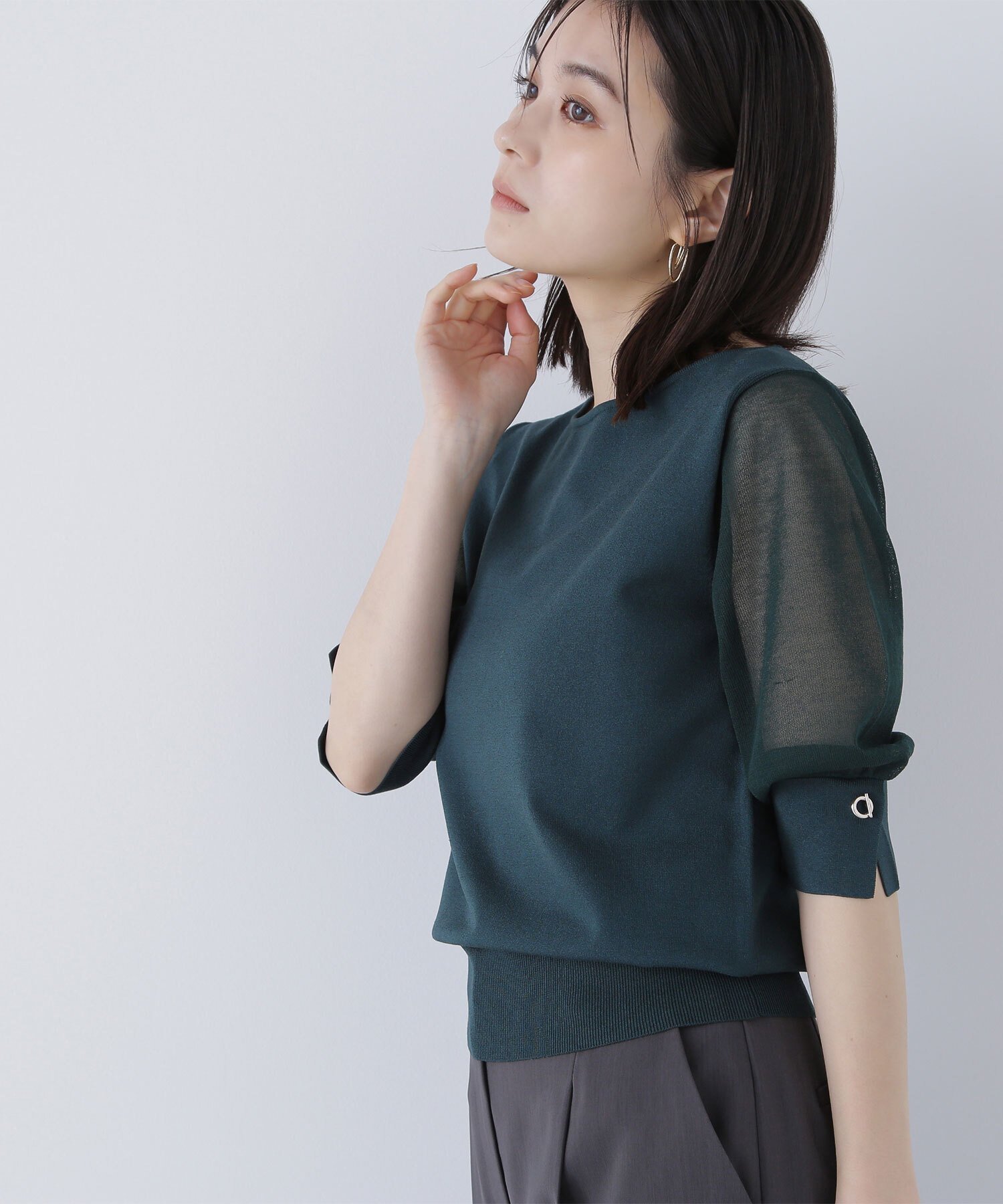 【ナチュラル ビューティー ベーシック/NATURAL BEAUTY BASIC】のシアースリーブハトメカフスニット インテリア・キッズ・メンズ・レディースファッション・服の通販 founy(ファニー) 　ファッション　Fashion　レディースファッション　Fashion for Women　トップス・カットソー　Cut & Sew Tops　ニット　Knit Tops & Sweaters　シアー　Sheer, See-Through　デコルテ　Décolleté, Neckline　人気　Popular, Best Seller　ダークグリーン1|ID: prp329100004623283 ipo3291000000033887775
