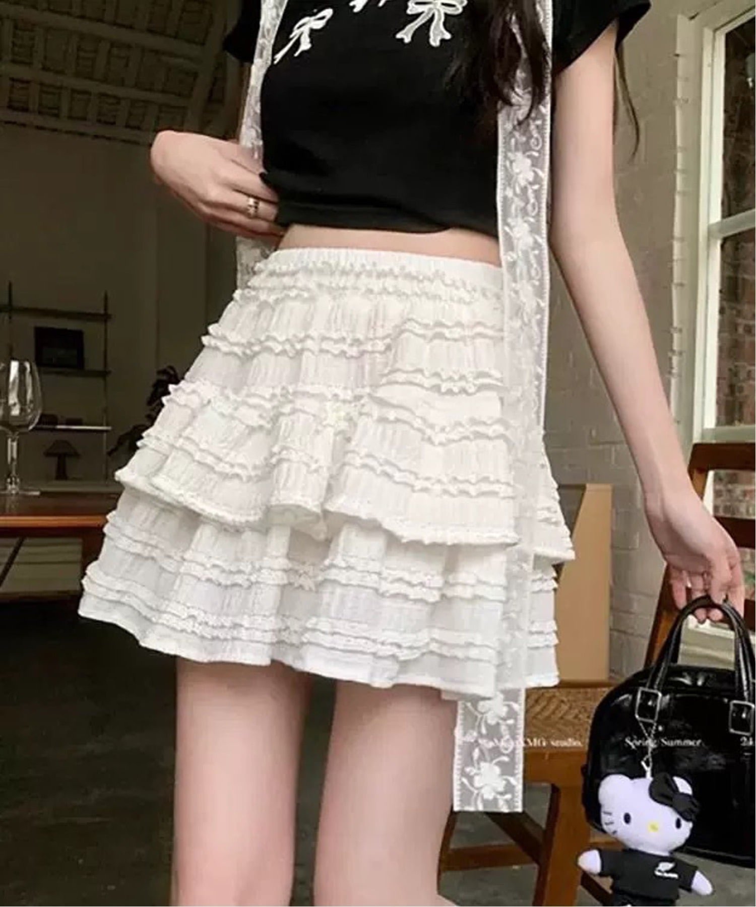 【チェルカ/CERCA】のChiina/Chiina / ランダムティアードミニスカート インテリア・キッズ・メンズ・レディースファッション・服の通販 founy(ファニー) 　ファッション　Fashion　レディースファッション　Fashion for Women　スカート　Skirts　ミニスカート　Mini Skirts　おすすめ　Recommended / Our Picks　ショート　Short, Short Length　スウェット / スエット　Sweatshirt, Sweatwear　ダウン　Down, Puffer　トレンド　Trend, Trending Now　パーカー　Hoodie, Parka　フリル　Frill, Ruffle　モチーフ　Motif, Design Theme　レース　Lace, Lace Fabric　今季　This Season, Current Season　再入荷　Restock / Back in Stock　ホワイト|ID: prp329100004623302 ipo3291000000033191649