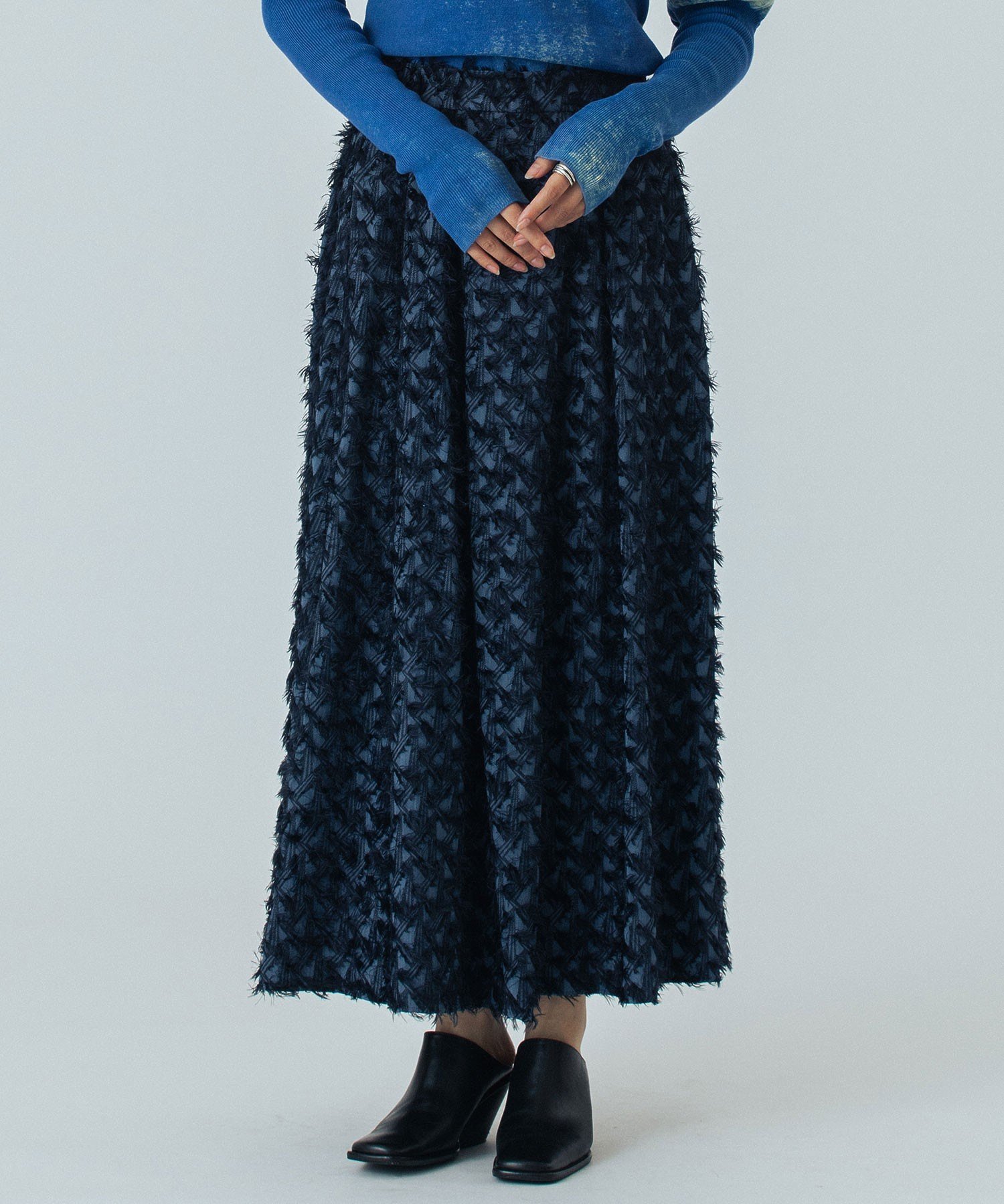 【ローズバッド/ROSE BUD】のmici/JACQUARD TUCK LONG SKIRT インテリア・キッズ・メンズ・レディースファッション・服の通販 founy(ファニー) 　ファッション　Fashion　レディースファッション　Fashion for Women　スカート　Skirts　ロングスカート　Long Skirts / Maxi & Midi Skirts　カットジャガード　Cut Jacquard　シンプル　Simple, Minimal　ジャケット　Jacket, Outerwear　スタンダード　Standard, Basic　バランス　Balance, Style Balance　ランダム　Random, Irregular　ロング　Long, Long-Length　エレガント 上品　Elegant　NAVY|ID: prp329100004623326 ipo3291000000033191792
