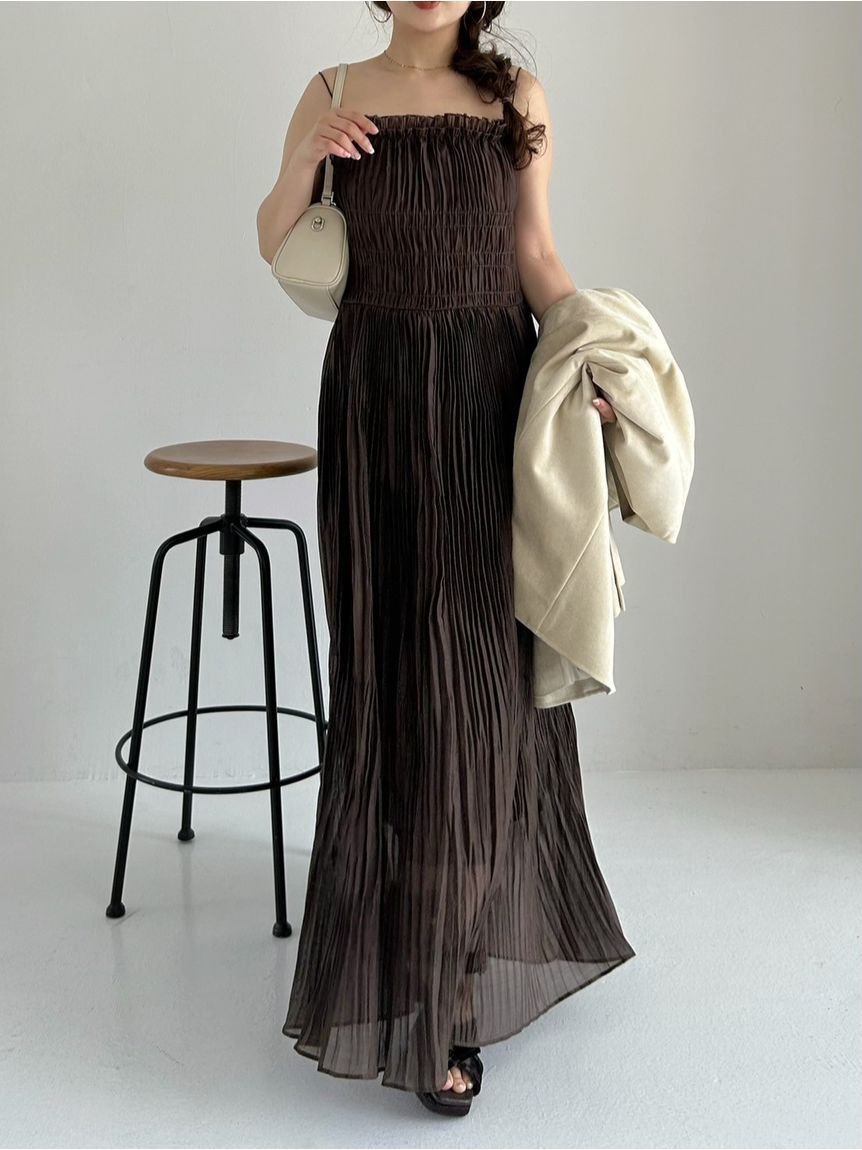 【フレイ アイディー/FRAY I.D】のワッシャーシャーリングキャミワンピース 人気、トレンドファッション・服の通販 founy(ファニー) 　ファッション　Fashion　レディースファッション　Fashion for Women　ワンピース　Dresses　キャミソールワンピース　Camisole Dresses　キャミワンピース　Cami Dress, Slip Dress　シャーリング　Shirring, Ruched　シンプル　Simple, Minimal　デコルテ　Décolleté, Neckline　フィット　Fit, Slim Fit　フェミニン　Feminine, Girly　フリル　Frill, Ruffle　ラップ　Wrap, Wrap Design　夏　Summer　 other-1|ID: prp329100004623378 ipo3291000000033400126