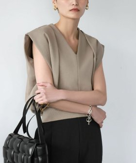 【ガール/GIRL】 ショート丈Vネック裏毛トップス【綿100%使用】【洗える】人気、トレンドファッション・服の通販 founy(ファニー) ファッション Fashion レディースファッション Fashion for Women トップス・カットソー Cut & Sew Tops Vネックトップス V-Neck Tops / V-Cut Neckline Shirts 洗える Machine Washable ショート Short, Short Length フィット Fit, Slim Fit ワイド Wide, Wide Fit ワイドリブ Wide Rib, Wide Ribbed Knit 再入荷 Restock / Back in Stock エレガント 上品 Elegant |ID:prp329100004623423