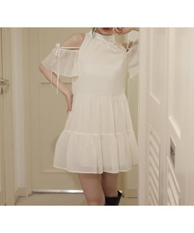 【ナイスクラップ/NICE CLAUP】の肩あきティアードチュニック 人気、トレンドファッション・服の通販 founy(ファニー) ファッション Fashion レディースファッション Fashion for Women トップス・カットソー Cut & Sew Tops おすすめ Recommended / Our Picks ガーリー Girly, Feminine Style ショート Short, Short Length デニム Denim, Jeans Material フェミニン Feminine, Girly フリル Frill, Ruffle フレア Flare, Flared ミニスカート Mini Skirt, Short Skirt 夏 Summer |ID:prp329100004623441