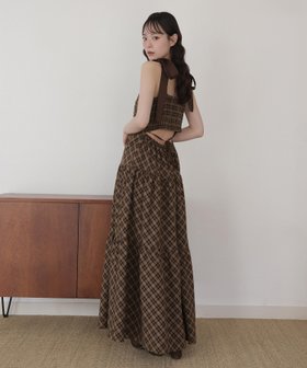 【ナイスクラップ/NICE CLAUP】の背中あき肩リボンティアードキャミワンピ 人気、トレンドファッション・服の通販 founy(ファニー) ファッション Fashion レディースファッション Fashion for Women ワンピース Dresses キャミソールワンピース Camisole Dresses おすすめ Recommended / Our Picks カーディガン Cardigan, Knitwear キャップ Cap, Baseball Cap サンダル Sandals, Summer Shoes スニーカー Sneakers, Trainers ダウン Down, Puffer フェミニン Feminine, Girly フラット Flat, Flat Shoes リゾート Resort, Vacation Style リボン Ribbon, Bow |ID:prp329100004623443