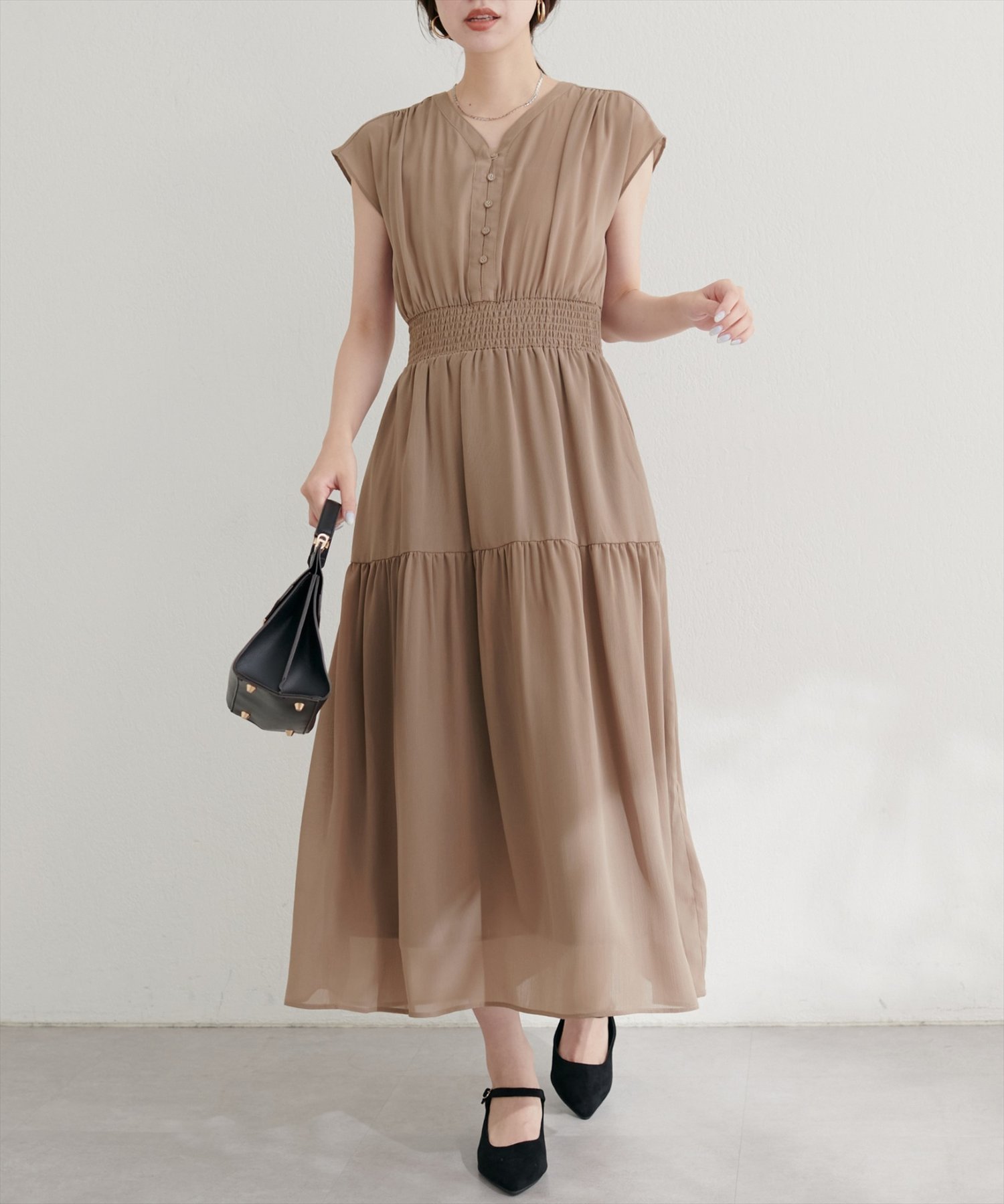 【ナチュラルクチュール/natural couture】のWEB限定 /【プチナチュ】ウエストシャーリングワンピース インテリア・キッズ・メンズ・レディースファッション・服の通販 founy(ファニー) 　ファッション　Fashion　レディースファッション　Fashion for Women　ワンピース　Dresses　インナー　Innerwear　カーディガン　Cardigan, Knitwear　サンダル　Sandals, Summer Shoes　シンプル　Simple, Minimal　スリーブ　Sleeve, Long Sleeve / Short Sleeve　フレンチ　French, French Style　ミュール　Mule, Backless Shoes　無地　Plain, Solid Color　夏　Summer　エレガント 上品　Elegant　2025年　2025　2025-2026秋冬・A/W　Autumn/Winter 2025–26 AW25–26　ベージュ|ID: prp329100004623445 ipo3291000000033193246