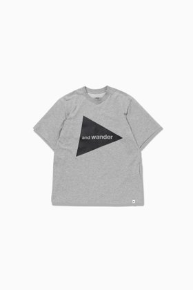 【アンドワンダー/and wander】のand wander logo SS T 人気、トレンドファッション・服の通販 founy(ファニー) ファッション Fashion レディースファッション Fashion for Women |ID:prp329100004623740