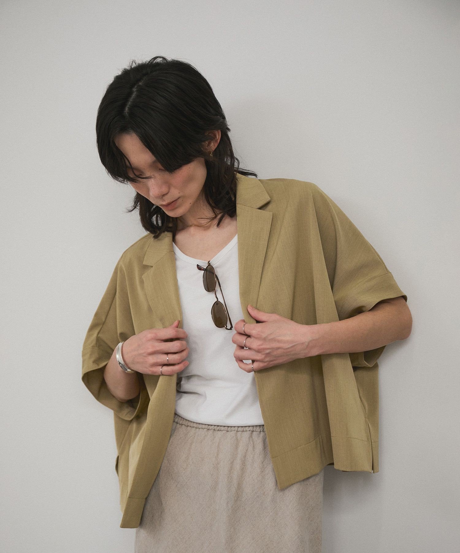 【サロン アダム エ ロペ/SALON adam et rope'】の【WEB限定】ハーフスリーブリラクシーオーバーシャツ/ジャケット 冷房対策・日除け インテリア・キッズ・メンズ・レディースファッション・服の通販 founy(ファニー) 　ファッション　Fashion　レディースファッション　Fashion for Women　アウター　Coat / Outerwear Collection　レディースジャケット・軽アウター　Jackets　アクセサリー　Fashion Accessories　ジャケット　Jacket, Outerwear　ストレッチ　Stretch, Stretchy Fabric　デニム　Denim, Jeans Material　ポケット　Pocket, Pocket Detail　半袖　Short Sleeve, Half Sleeve　ミリタリー　Military, Army Style　ワイド　Wide, Wide Fit　おすすめ　Recommended / Our Picks　夏　Summer　ビジネス 仕事 通勤　Business / Work / Commuting　キャメル(25)|ID: prp329100004623945 ipo3291000000033200800