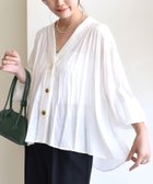 【シップス フォー ウィメン/SHIPS】の【WEB限定】 手洗い可能 シアー Vネック フレア シャツ カーディガン 人気、トレンドファッション・服の通販 founy(ファニー) ファッション Fashion レディースファッション Fashion for Women トップス・カットソー Cut & Sew Tops カーディガン・羽織り Layered Style Cardigans シャツ・ブラウス・オフィスカジュアル Elegant Blouses & Button-Ups Vネックトップス V-Neck Tops / V-Cut Neckline Shirts カットソー Cut and Sewn Top カーディガン Cardigan, Knitwear ギャザー Gathered, Ruffled シアー Sheer, See-Through タンク Tank Top, Sleeveless Top バルーン Balloon, Balloon Silhouette フレア Flare, Flared ポケット Pocket, Pocket Detail メタル Metal, Metal Parts 夏 Summer ビジネス 仕事 通勤 Business / Work / Commuting 2025年 2025 2025-2026秋冬・A/W Autumn/Winter 2025–26 AW25–26 thumbnail オフホワイト|ID: prp329100004623948 ipo3291000000034541540