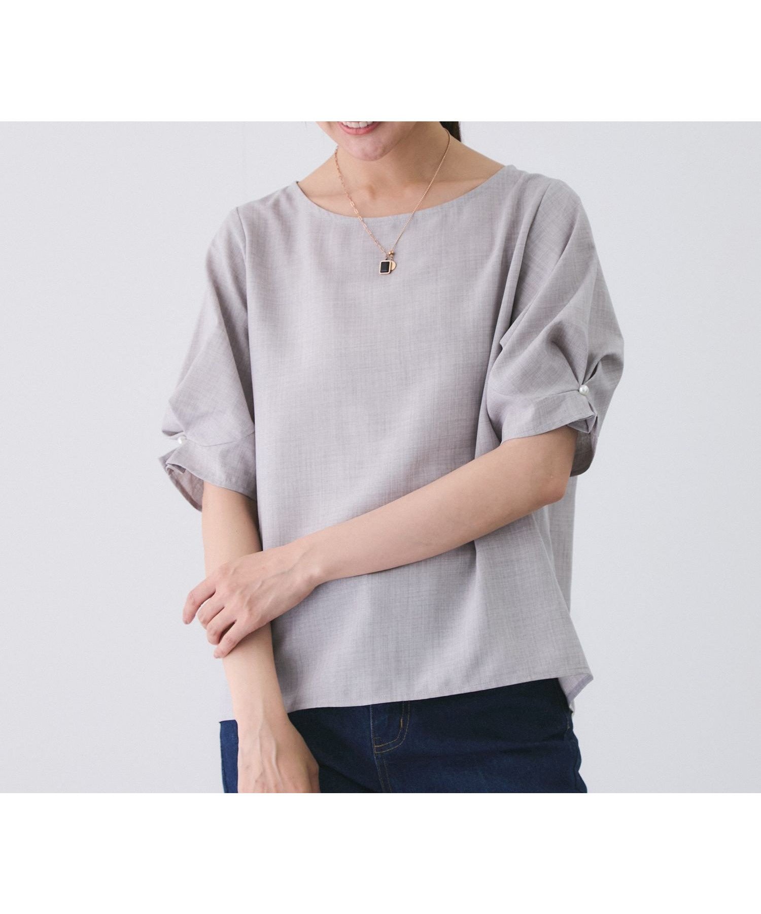 【ジャイロ/JAYRO】のパール付きタックスリーブブラウス インテリア・キッズ・メンズ・レディースファッション・服の通販 founy(ファニー) 　ファッション　Fashion　レディースファッション　Fashion for Women　トップス・カットソー　Cut & Sew Tops　シャツ・ブラウス・オフィスカジュアル　Elegant Blouses & Button-Ups　春　Spring　ギンガム　Gingham, Gingham Fabric　コンシャス　Conscious, Bodycon　シンプル　Simple, Minimal　チェック　Check, Plaid, Tartan　デニム　Denim, Jeans Material　ネックレス　Necklace, Pendant Necklace　パール　Pearl, Pearl Accent　フェミニン　Feminine, Girly　フレア　Flare, Flared　ポケット　Pocket, Pocket Detail　モノトーン　Monotone, Black and White　S/S・春夏　SS, Spring/Summer, Warm Season　おすすめ　Recommended / Our Picks　夏　Summer　グレー(07)|ID: prp329100004623991 ipo3291000000033201432
