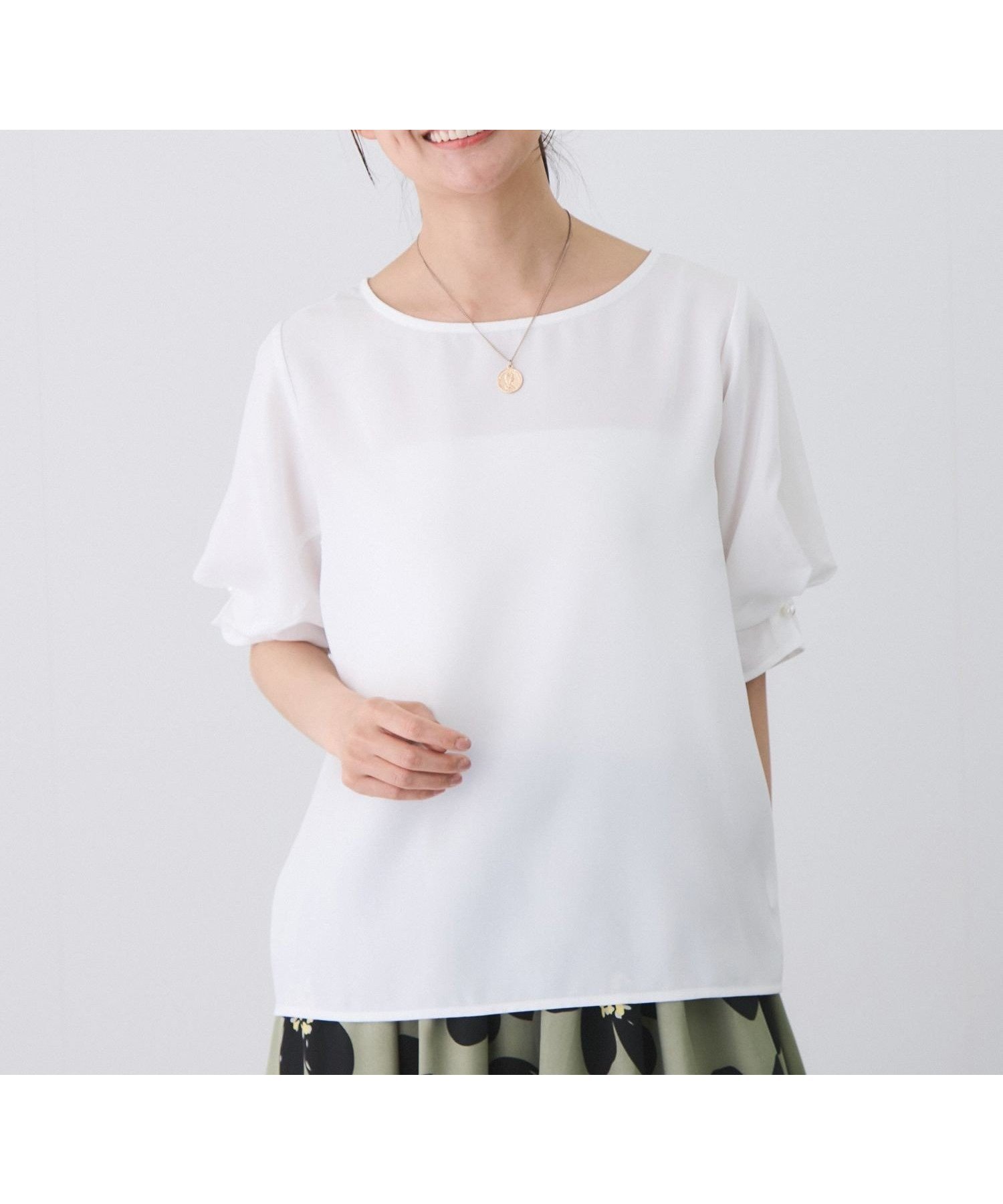 【ジャイロ/JAYRO】のパール付きタックスリーブブラウス インテリア・キッズ・メンズ・レディースファッション・服の通販 founy(ファニー) 　ファッション　Fashion　レディースファッション　Fashion for Women　トップス・カットソー　Cut & Sew Tops　シャツ・ブラウス・オフィスカジュアル　Elegant Blouses & Button-Ups　春　Spring　ギンガム　Gingham, Gingham Fabric　コンシャス　Conscious, Bodycon　シンプル　Simple, Minimal　チェック　Check, Plaid, Tartan　デニム　Denim, Jeans Material　ネックレス　Necklace, Pendant Necklace　パール　Pearl, Pearl Accent　フェミニン　Feminine, Girly　フレア　Flare, Flared　ポケット　Pocket, Pocket Detail　モノトーン　Monotone, Black and White　S/S・春夏　SS, Spring/Summer, Warm Season　おすすめ　Recommended / Our Picks　夏　Summer　ホワイト系(11)|ID: prp329100004623991 ipo3291000000033201433