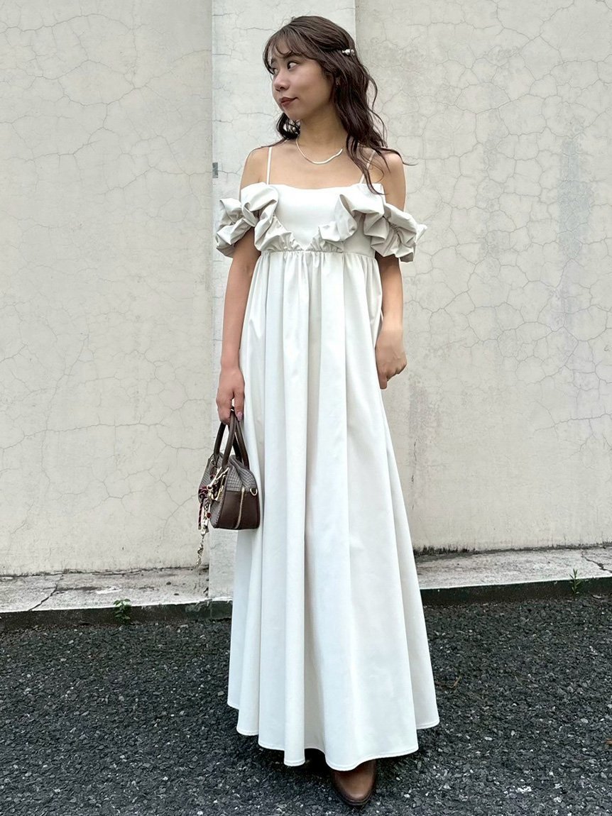 【リリーブラウン/Lily Brown】のエンジェルスリーブボリュームワンピース インテリア・キッズ・メンズ・レディースファッション・服の通販 founy(ファニー) 　ファッション　Fashion　レディースファッション　Fashion for Women　ワンピース　Dresses　スリーブ　Sleeve, Long Sleeve / Short Sleeve　バルーン　Balloon, Balloon Silhouette　旅行　Travel　LBEG[035]|ID: prp329100004624342 ipo3291000000033207162