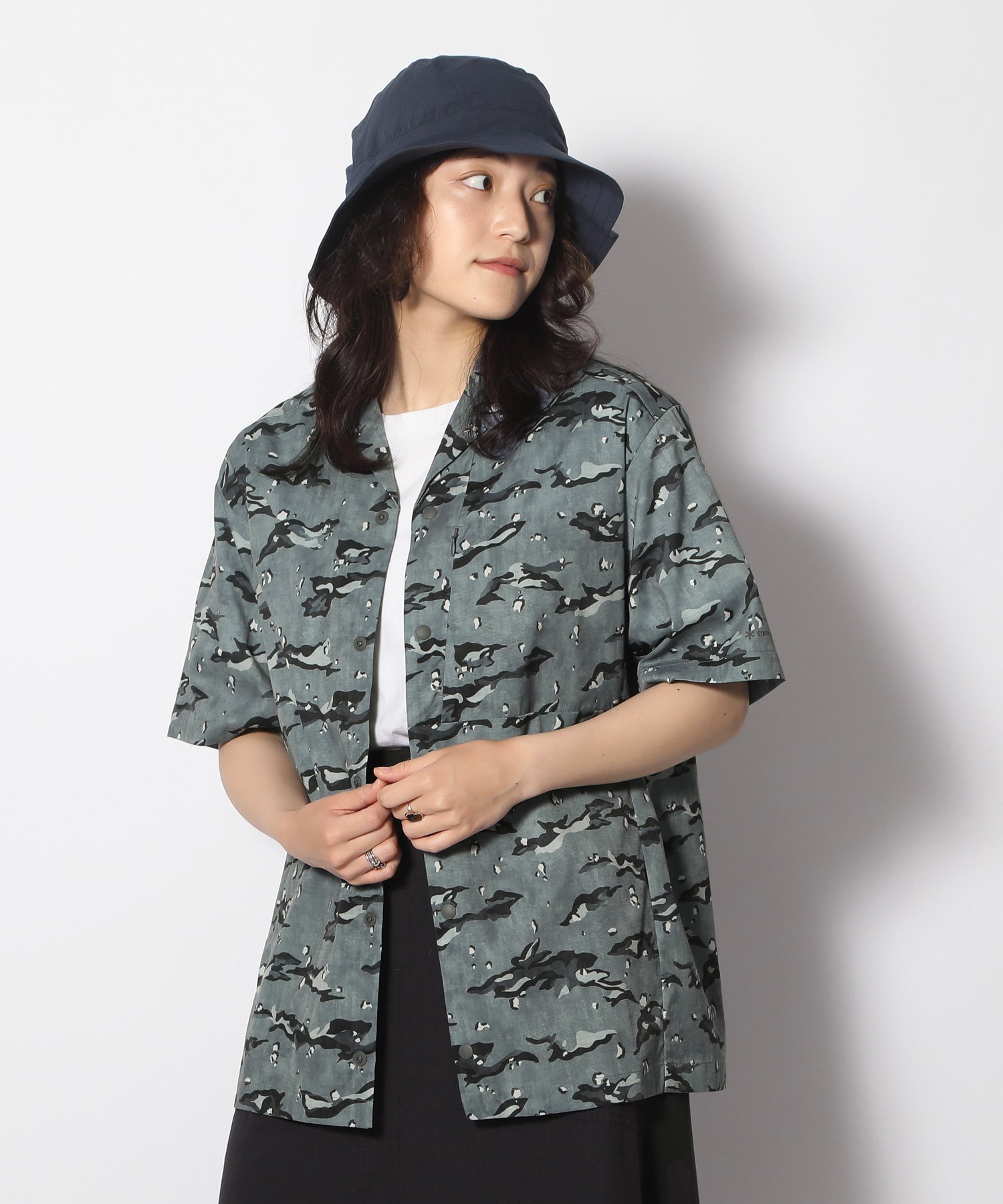 【スノーピーク/SNOW PEAK】のPrinted Breathable Quick Dry Shirt インテリア・キッズ・メンズ・レディースファッション・服の通販 founy(ファニー) 　ファッション　Fashion　レディースファッション　Fashion for Women　トップス・カットソー　Cut & Sew Tops　シャツ・ブラウス・オフィスカジュアル　Elegant Blouses & Button-Ups　吸水　Absorbent, Quick-Dry　軽量　Lightweight, Ultra Light　ショーツ　Shorts, Short Pants　ドット　Polka Dot, Dot Pattern　人気　Popular, Best Seller　フィット　Fit, Slim Fit　ポケット　Pocket, Pocket Detail　おすすめ　Recommended / Our Picks　夏　Summer　Grey|ID: prp329100004624375 ipo3291000000033307169