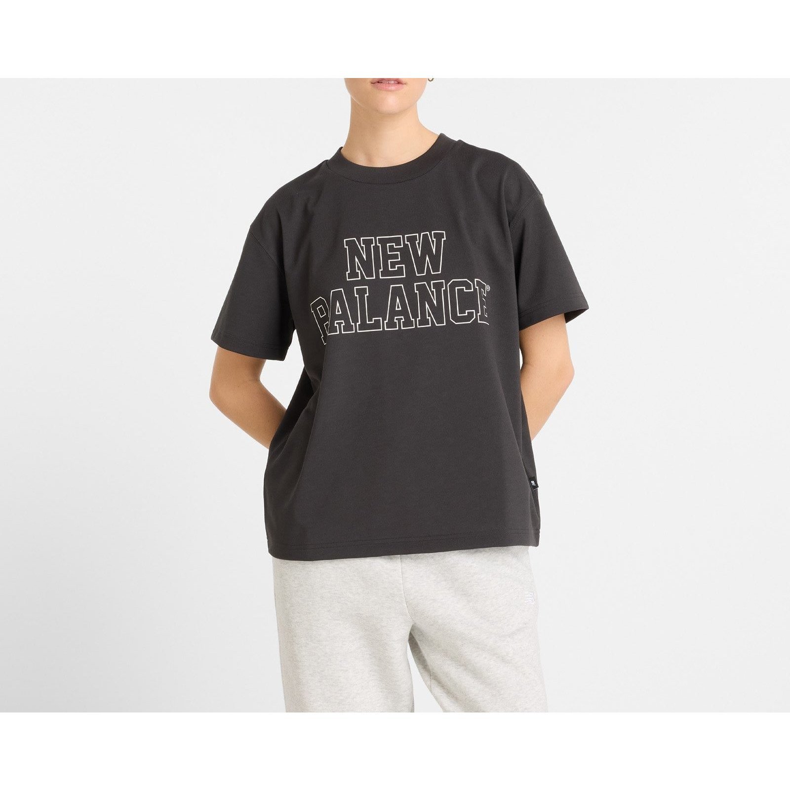【ニューバランス/new balance】のオーバーサイズドショートスリーブTシャツ 人気、トレンドファッション・服の通販 founy(ファニー) 　ファッション　Fashion　レディースファッション　Fashion for Women　トップス・カットソー　Cut & Sew Tops　シャツ・ブラウス・オフィスカジュアル　Elegant Blouses & Button-Ups　ロングTシャツ・Tシャツ　Longline T-Shirts & Tees　ショート　Short, Short Length　スリーブ　Sleeve, Long Sleeve / Short Sleeve　フロント　Front, Front Design　ブロック　Block, Solid Block Pattern　プリント　Print, Printed Pattern　ボックス　Boxy, Box Shape　レギンス　Leggings, Stretch Pants　 other-1|ID: prp329100004624553 ipo3291000000033214275