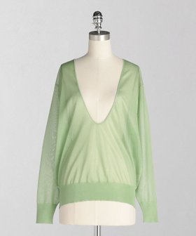 【ユナイテッドアローズ/UNITED ARROWS】のLOEFF シアー Vネック ニット プルオーバー 人気、トレンドファッション・服の通販 founy(ファニー) ファッション Fashion レディースファッション Fashion for Women トップス・カットソー Cut & Sew Tops ニット Knit Tops & Sweaters カジュアルプルオーバー・ニットトップス Pullovers & Knit Tops / Casual Pullovers Vネックトップス V-Neck Tops / V-Cut Neckline Shirts おすすめ Recommended / Our Picks インナー Innerwear シアー Sheer, See-Through タンク Tank Top, Sleeveless Top デコルテ Décolleté, Neckline デニム Denim, Jeans Material ドレープ Drape, Draping Fabric ワイド Wide, Wide Fit エレガント 上品 Elegant |ID:prp329100004624903