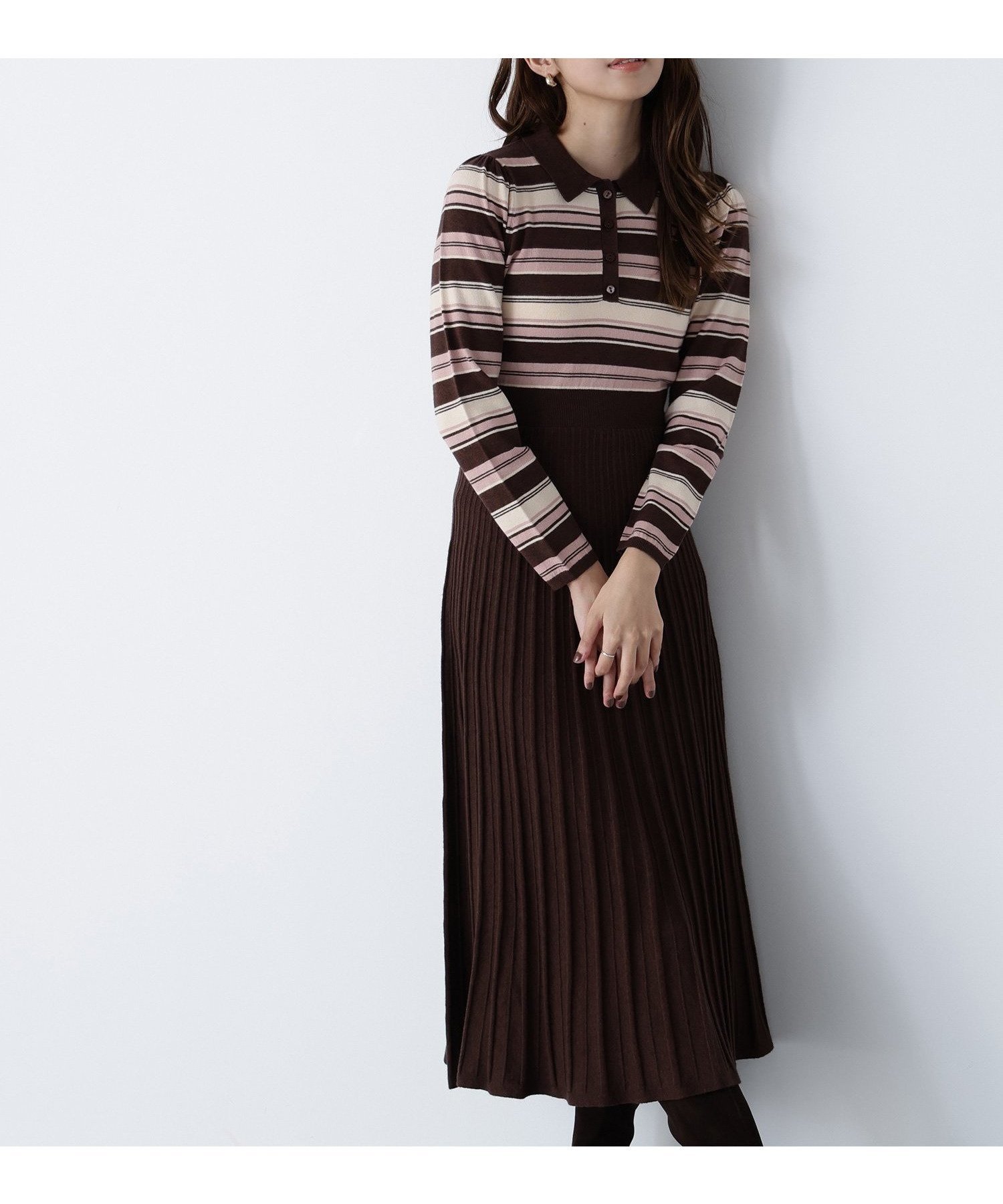 【ナチュラル ビューティー ベーシック/NATURAL BEAUTY BASIC】のマルチボーダーワンピース 人気、トレンドファッション・服の通販 founy(ファニー) 　ファッション　Fashion　レディースファッション　Fashion for Women　ワンピース　Dresses　シンプル　Simple, Minimal　トレンド　Trend, Trending Now　プリーツ　Pleats, Pleated　ボーダー　Border, Stripe　モノトーン　Monotone, Black and White　 other-1|ID: prp329100004625903 ipo3291000000033289337
