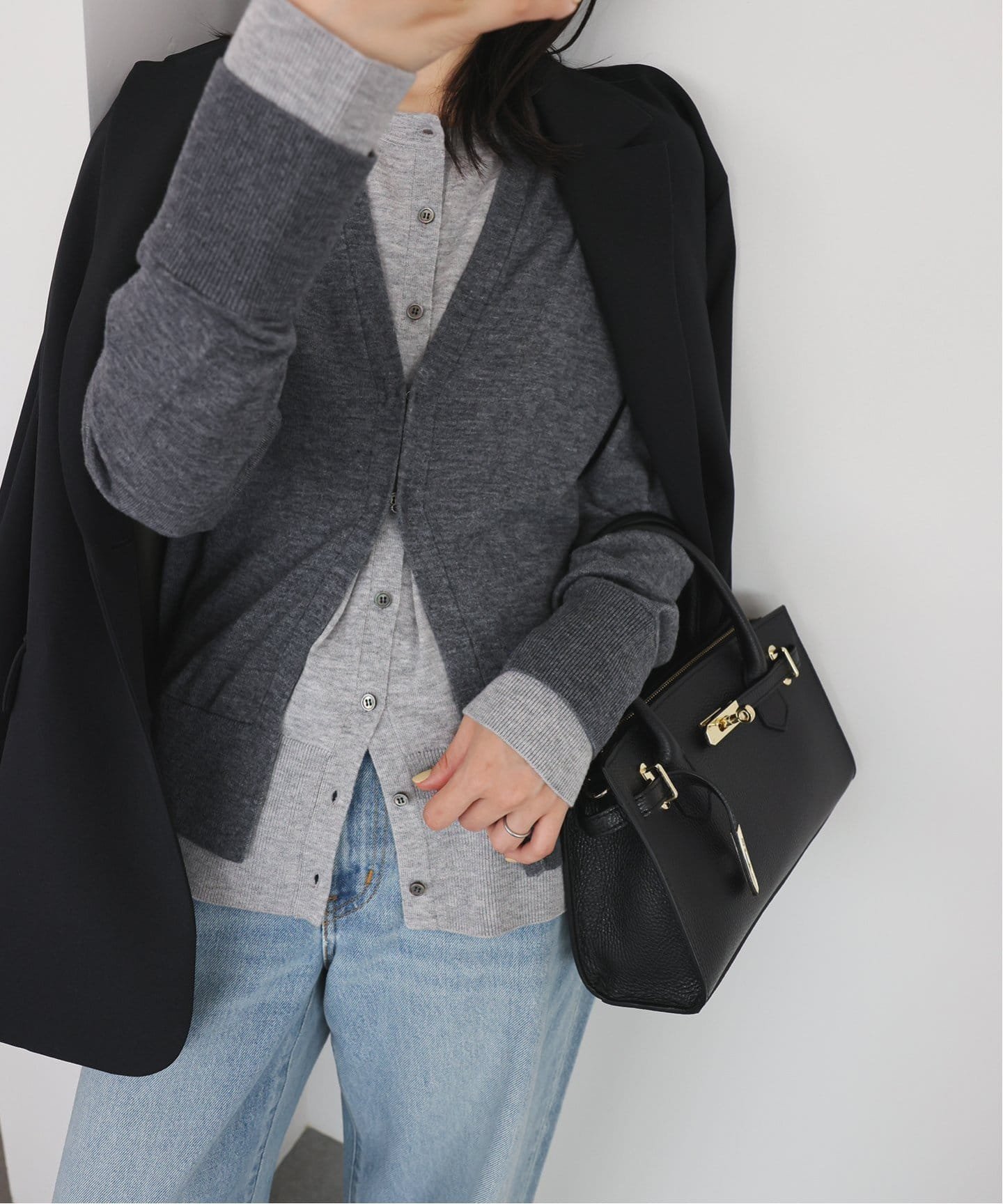 【スローブ イエナ/SLOBE IENA】のフェイクレイヤードカーディガン インテリア・キッズ・メンズ・レディースファッション・服の通販 founy(ファニー) 　ファッション　Fashion　レディースファッション　Fashion for Women　トップス・カットソー　Cut & Sew Tops　カーディガン・羽織り　Layered Style Cardigans　2025年　2025　2025-2026秋冬・A/W　Autumn/Winter 2025–26 AW25–26　カーディガン　Cardigan, Knitwear　スラックス　Slacks, Dress Pants　デニム　Denim, Jeans Material　トレンド　Trend, Trending Now　ベーシック　Basic, Essential　秋　Autumn　グレー|ID: prp329100004626046 ipo3291000000033651503