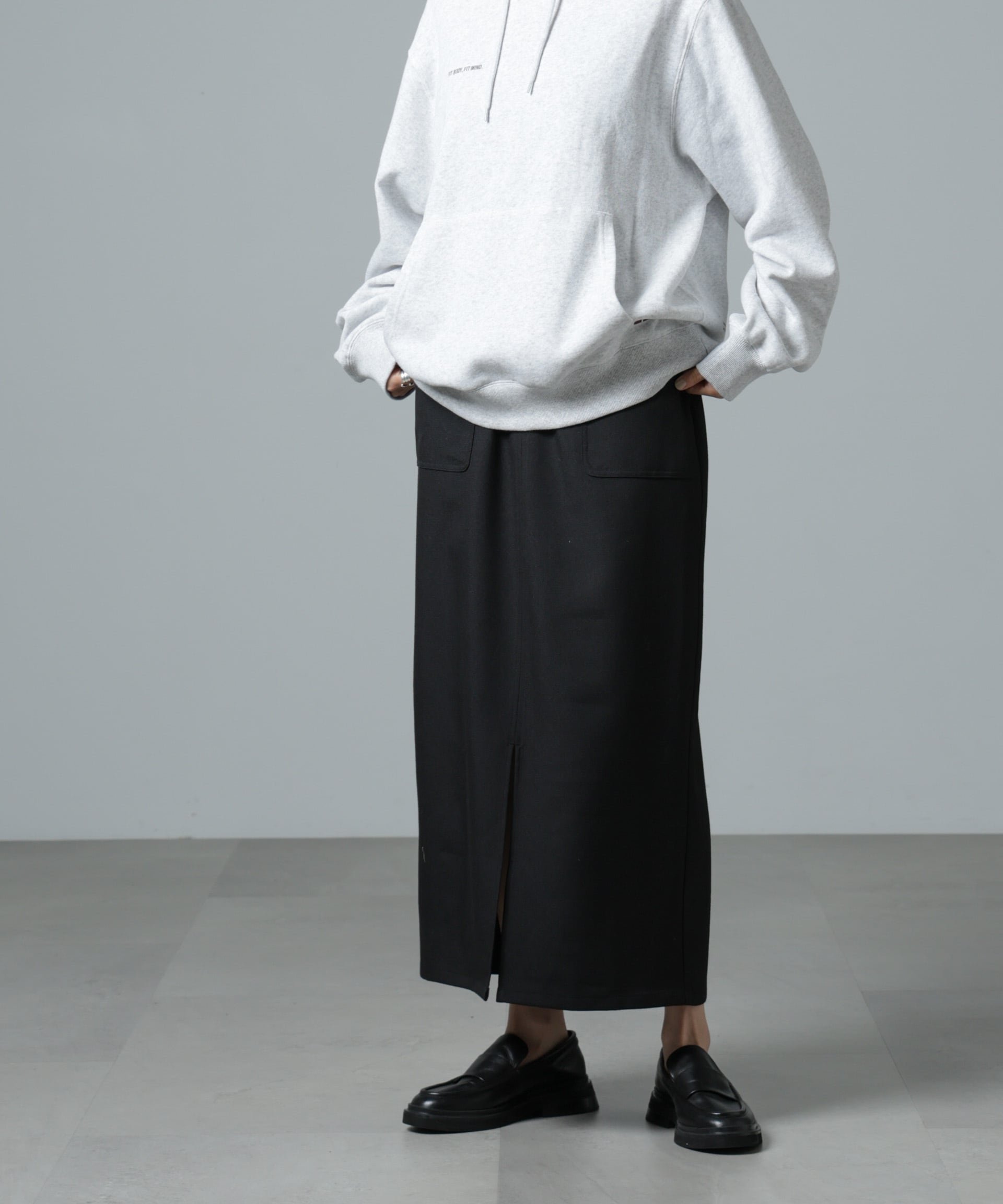 【ナノ ユニバース/nano universe】のフロントスリットタイトナロースカート 人気、トレンドファッション・服の通販 founy(ファニー) 　ファッション　Fashion　レディースファッション　Fashion for Women　スカート　Skirts　シンプル　Simple, Minimal　スウェット / スエット　Sweatshirt, Sweatwear　ストレッチ　Stretch, Stretchy Fabric　スリット　Slit, Slit Detail　フロント　Front, Front Design　おすすめ　Recommended / Our Picks　2025年　2025　2025春夏・S/S　Spring/Summer 2025 SS25　 other-1|ID: prp329100004626666 ipo3291000000033248420