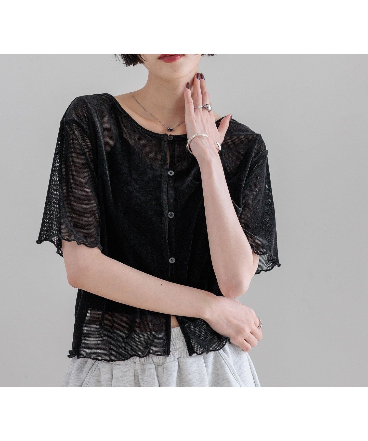 【ローリーズファーム/LOWRYS FARM】のシアーベロアメローカーディガンSS インテリア・キッズ・メンズ・レディースファッション・服の通販 founy(ファニー) 　ファッション　Fashion　レディースファッション　Fashion for Women　トップス・カットソー　Cut & Sew Tops　カーディガン・羽織り　Layered Style Cardigans　ベロアトップス　Velour Tops / Velvet-Look Items　おすすめ　Recommended / Our Picks　コンパクト　Compact, Small Size　シアー　Sheer, See-Through　タンク　Tank Top, Sleeveless Top　バランス　Balance, Style Balance　ベロア　Velour, Soft Velvet　ボトム　Bottoms, Lower Wear　ワイド　Wide, Wide Fit　半袖　Short Sleeve, Half Sleeve　ブラック09|ID: prp329100004626673 ipo3291000000033516322