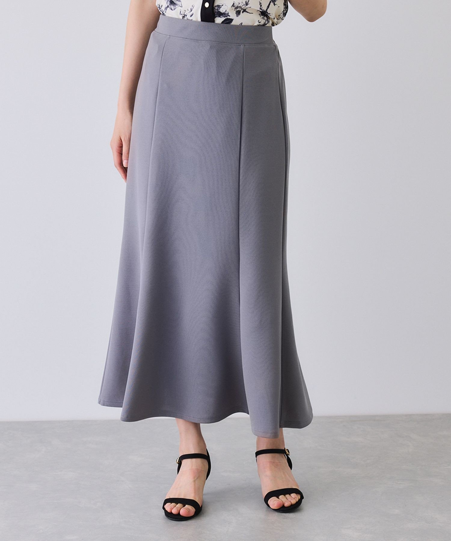【ジャイロ/JAYRO】のジョーゼットマーメイドスカート インテリア・キッズ・メンズ・レディースファッション・服の通販 founy(ファニー) 　ファッション　Fashion　レディースファッション　Fashion for Women　スカート　Skirts　エレガント 上品　Elegant　切替　Switching, Contrast Panel　シンプル　Simple, Minimal　ジョーゼット　Georgette, Semi-Sheer Fabric　トレンド　Trend, Trending Now　ボトム　Bottoms, Lower Wear　ポケット　Pocket, Pocket Detail　マーメイド　Mermaid, Fishtail Silhouette　無地　Plain, Solid Color　ロング　Long, Long-Length　A/W・秋冬　Autumn/Winter　S/S・春夏　SS, Spring/Summer, Warm Season　おすすめ　Recommended / Our Picks　夏　Summer　グレー(07)|ID: prp329100004626954 ipo3291000000033251801
