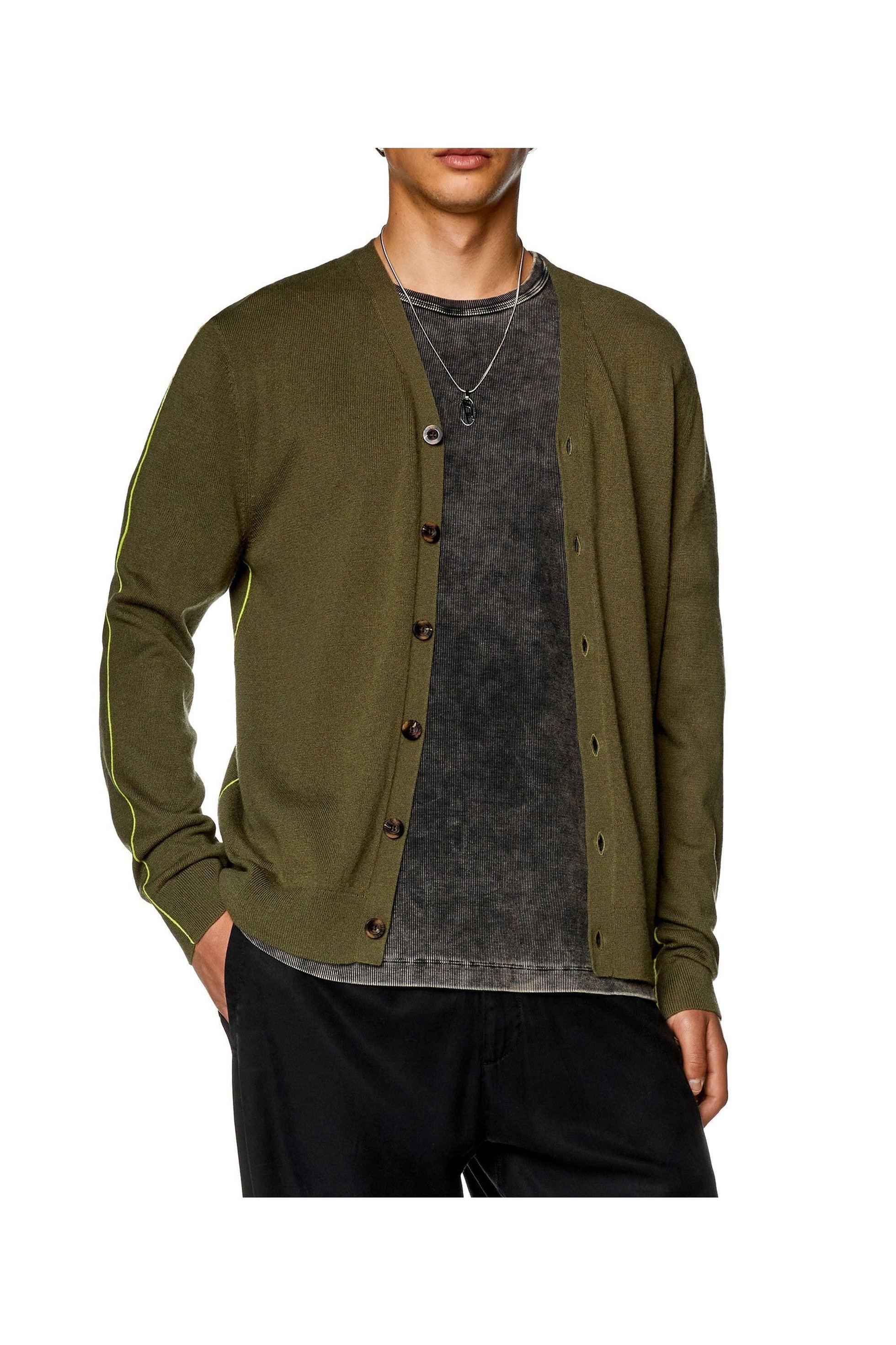 【ディーゼル/DIESEL / MEN】のメンズ カーディガン ウールカシミヤ インテリア・キッズ・メンズ・レディースファッション・服の通販 founy(ファニー) 　ファッション　Fashion　メンズファッション　Fashion for Men　おすすめ　Recommended / Our Picks　カットソー　Cut and Sewn Top　カーディガン　Cardigan, Knitwear　トレンド　Trend, Trending Now　プレーン　Plain, Simple　ベーシック　Basic, Essential　ミックス　Mix, Mixed Style　メンズ　Men's, Menswear　無地　Plain, Solid Color　カーキ|ID: prp329100004627209 ipo3291000000033256015