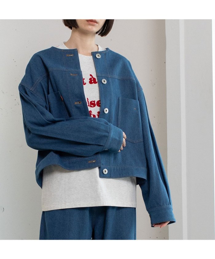 【プードゥドゥ/POU DOU DOU】のボリューム袖クロップドブルゾン インテリア・キッズ・メンズ・レディースファッション・服の通販 founy(ファニー) https://founy.com/ ファッション Fashion レディースファッション Fashion for Women アウター Coat / Outerwear Collection ブルゾンジャケット・スポーティアウター Blouson Jackets クロップド Cropped, Short Length ストレート Straight, Straight Cut スマート Smart, Elegant セットアップ Set-Up, Coordinated Outfit バランス Balance, Style Balance フェミニン Feminine, Girly ブルゾン Blouson, Bomber Jacket |ID: prp329100004627290 ipo3291000000033257925
