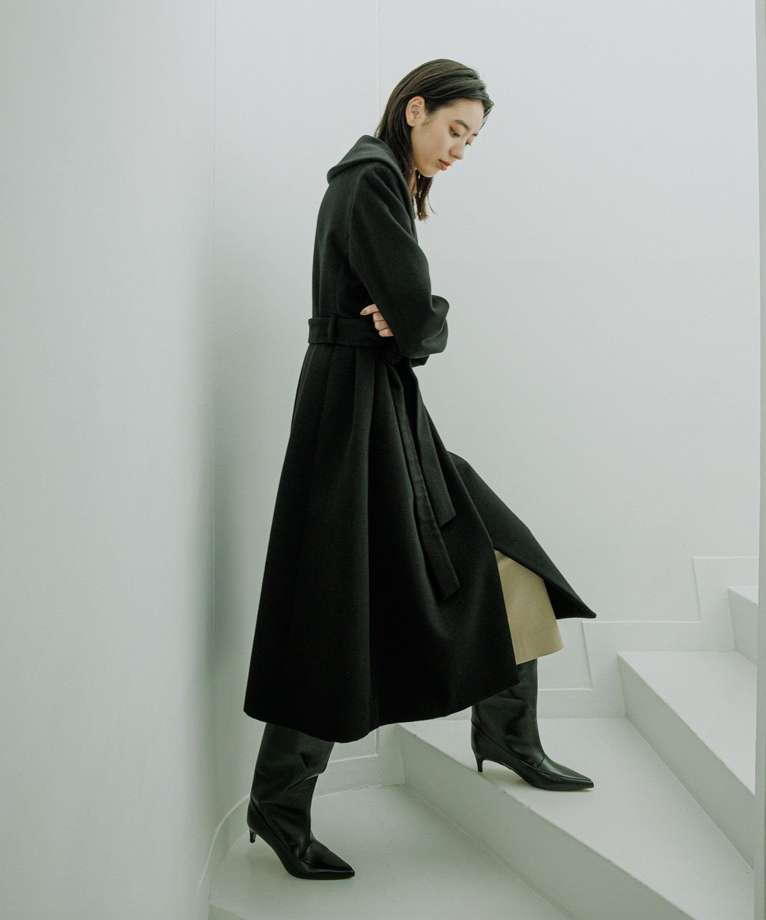 【ロペ/ROPE'】のプレミアムカシミヤ ショールカラーコート【25AW】 インテリア・キッズ・メンズ・レディースファッション・服の通販 founy(ファニー) 　ファッション　Fashion　レディースファッション　Fashion for Women　アウター　Coat / Outerwear Collection　コート・ロングコート・ピーコート　Long Coats, Peacoats & More　エレガント 上品　Elegant　ショール　Shawl, Wrap　スタイリッシュ　Stylish, Fashionable　ダブル　Double, Double-Breasted　ドレス　Dress, One-Piece　プレミアム　Premium, High-End　ポケット　Pocket, Pocket Detail　おすすめ　Recommended / Our Picks　2025年　2025　2025-2026秋冬・A/W　Autumn/Winter 2025–26 AW25–26　ブラック(01)|ID: prp329100004627338 ipo3291000000034273752