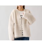 【ルージュヴィフラクレ/Rouge vif la cle】の【MICA DEAL /マイカアンドディール】リバーシブルVボア/リバーシブル/ 人気、トレンドファッション・服の通販 founy(ファニー) ファッション Fashion レディースファッション Fashion for Women ドット Polka Dot, Dot Pattern パイピング Piping, Trim Design リバーシブル Reversible, Two-Sided thumbnail オフホワイト|ID: prp329100004627413 ipo3291000000033593246