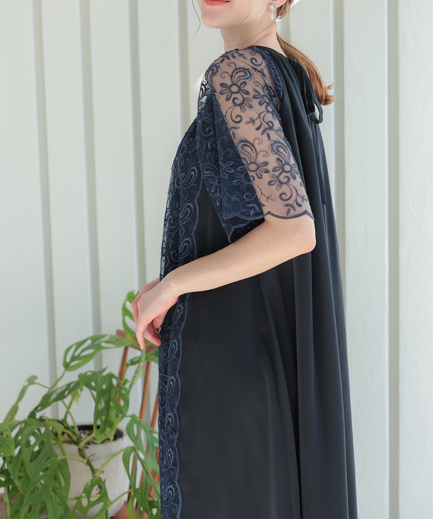 【ハレモード/haremode】の【haremode ハレモード公式】Aライン 刺繍ドレス インテリア・キッズ・メンズ・レディースファッション・服の通販 founy(ファニー) 　ファッション　Fashion　レディースファッション　Fashion for Women　ワンピース　Dresses　フォーマル・パーティードレス・結婚式用ドレス　Elegant & Casual Dresses　ドレス　Dress, One-Piece　フォルム　Silhouette, Form　リボン　Ribbon, Bow　レース　Lace, Lace Fabric　おすすめ　Recommended / Our Picks　結婚式　Wedding　披露宴　Wedding Reception　二次会　After Party　ネイビー|ID: prp329100004627568 ipo3291000000033350593
