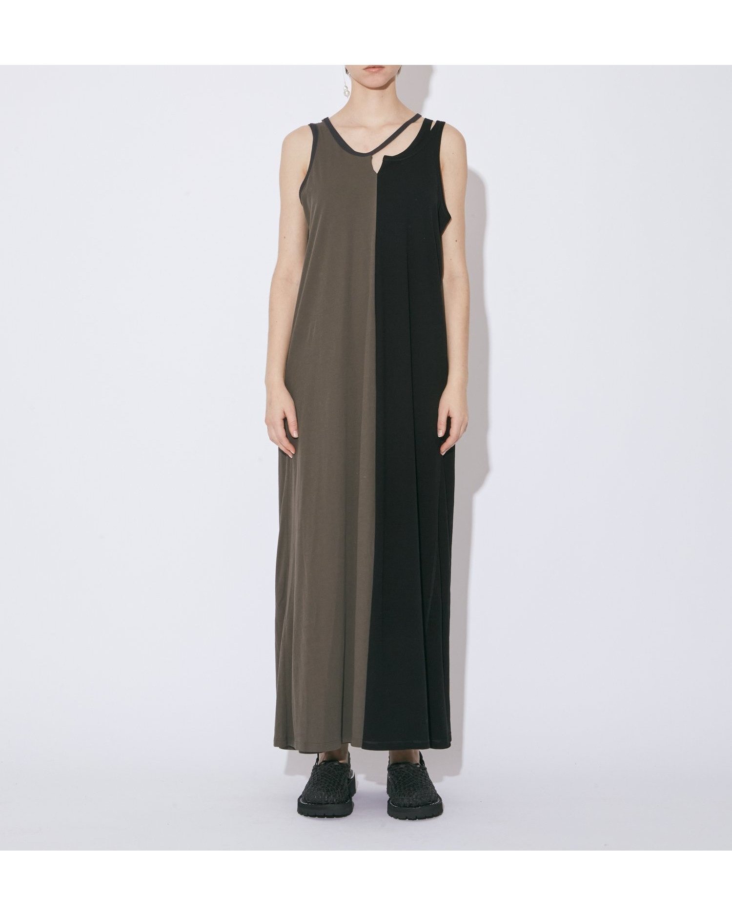 【ビューティフル ピープル/beautiful people】のflip drytouch jersey tank-top dress インテリア・キッズ・メンズ・レディースファッション・服の通販 founy(ファニー) 　ファッション　Fashion　レディースファッション　Fashion for Women　ワンピース　Dresses　フォーマル・パーティードレス・結婚式用ドレス　Elegant & Casual Dresses　アシンメトリー　Asymmetrical Style　くるぶし　Ankle-Length　タンク　Tank Top, Sleeveless Top　ドレス　Dress, One-Piece　なめらか　Smooth, Silky Texture　フラット　Flat, Flat Shoes　charcoal|ID: prp329100004627588 ipo3291000000033410659