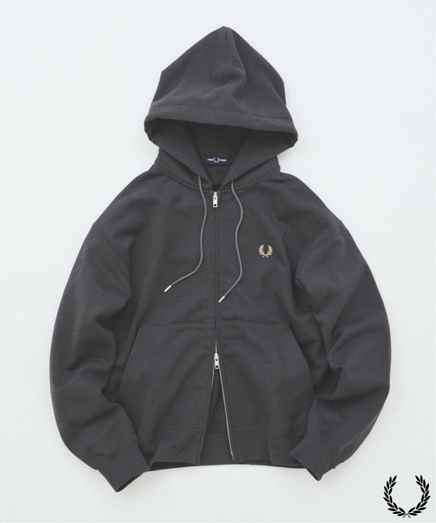 【ジャーナルスタンダード/JOURNAL STANDARD / MEN】のFRED PERRY / フレッドペリー 別注 フーディ スウェット インテリア・キッズ・メンズ・レディースファッション・服の通販 founy(ファニー) 　ファッション　Fashion　メンズファッション　Fashion for Men　コレクション　Collection, Seasonal Line　スウェット / スエット　Sweatshirt, Sweatwear　ダブル　Double, Double-Breasted　バランス　Balance, Style Balance　パターン　Pattern, Design Print　フィット　Fit, Slim Fit　ベスト　Vest, Waistcoat　ポケット　Pocket, Pocket Detail　別注　Limited Edition, Custom Order　エレガント 上品　Elegant　ブラック A|ID: prp329100004627859 ipo3291000000033308682