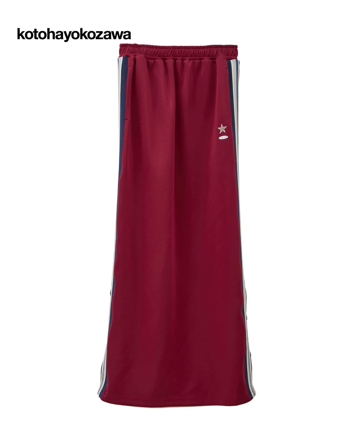 【コンバーストウキョウ/CONVERSE TOKYO】の【kotohayokozawa】SIDE LINE TRACK SKIRT (SET UP) インテリア・キッズ・メンズ・レディースファッション・服の通販 founy(ファニー) 　ファッション　Fashion　レディースファッション　Fashion for Women　スカート　Skirts　エレガント 上品　Elegant　コレクション　Collection, Seasonal Line　ジャケット　Jacket, Outerwear　スニーカー　Sneakers, Trainers　スポーティ　Sporty, Casual Athletic　セットアップ　Set-Up, Coordinated Outfit　定番　Standard, Basic Item　フロント　Front, Front Design　プリント　Print, Printed Pattern　ロング　Long, Long-Length　おすすめ　Recommended / Our Picks　ボルドー|ID: prp329100004627875 ipo3291000000033264713